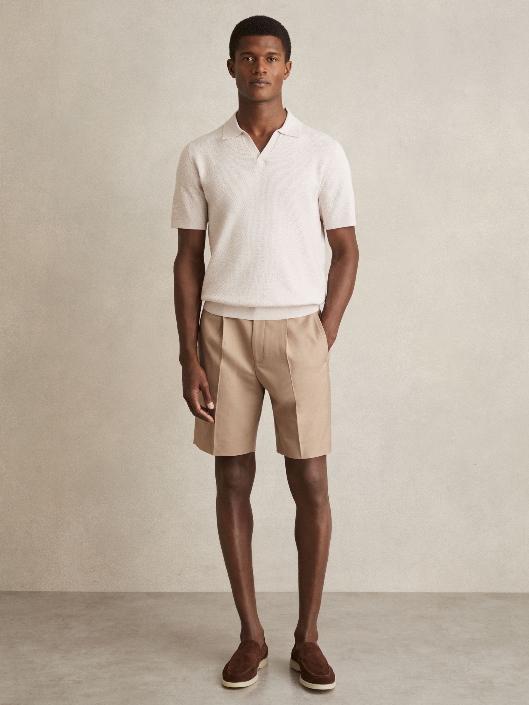 Relaxed Drawstring Shorts in Soft Camel