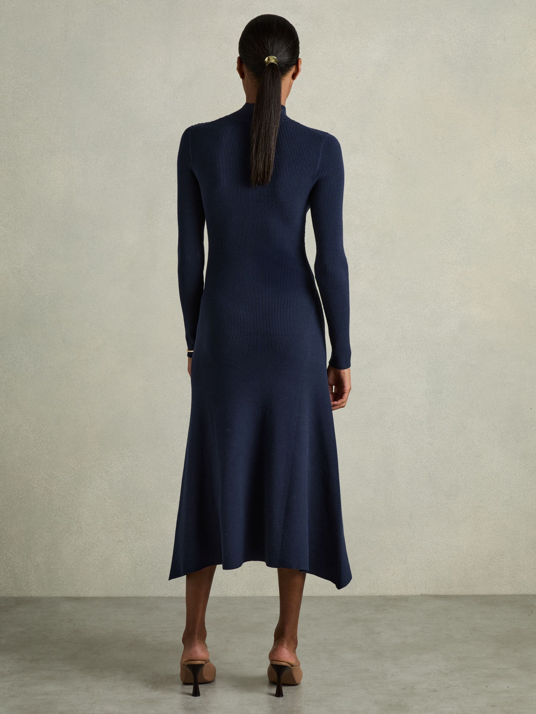 Round Neck Ribbed Midi Dress in Navy