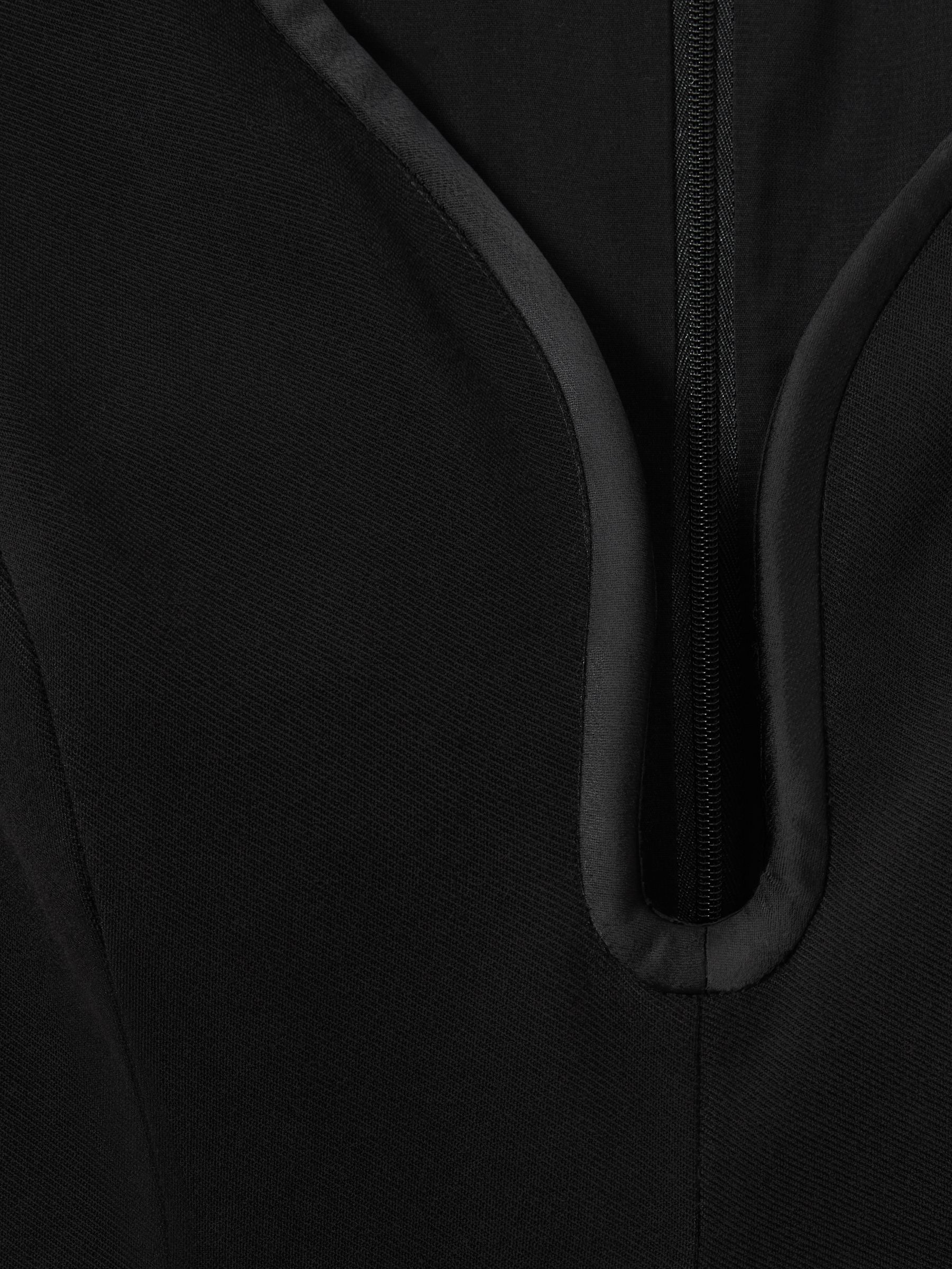 Wide-Leg Sleeveless Jumpsuit With Curved Neckline in Black