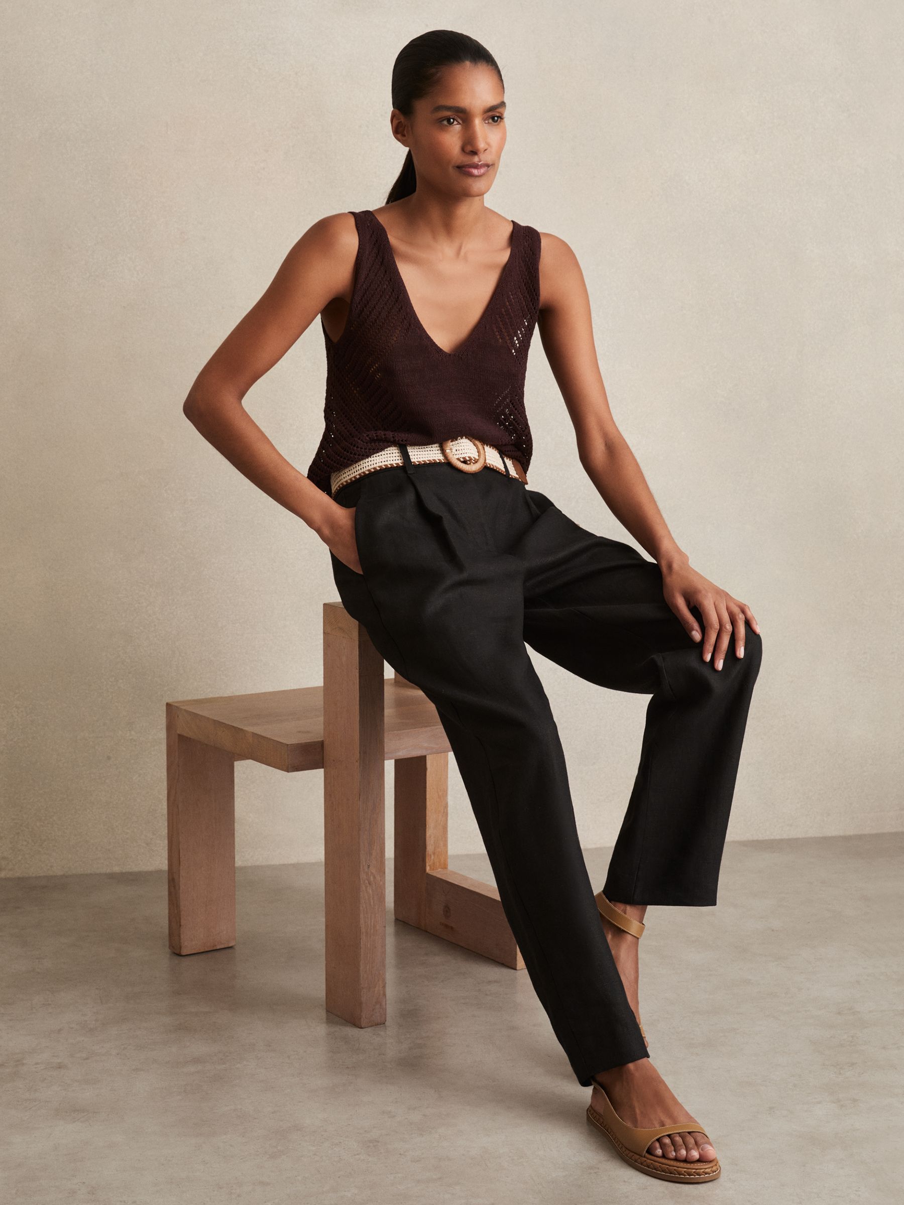 Petite Linen Belted Tapered Trousers in Black