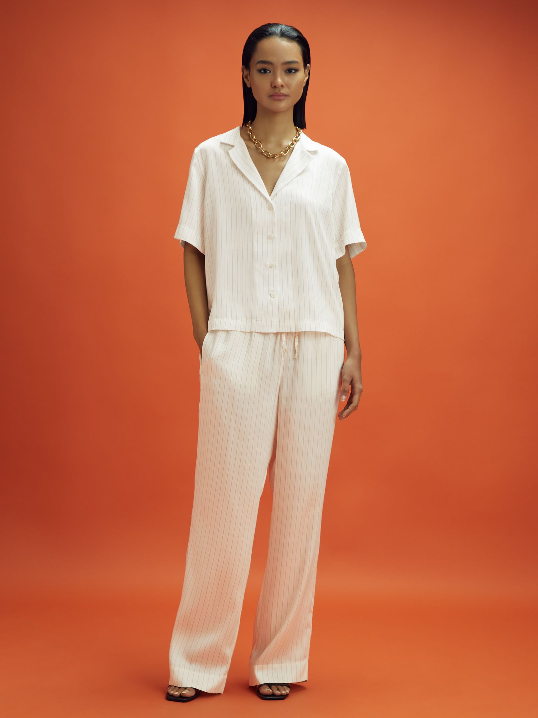 McLaren F1 Monte Carlo Exclusive Cuban Collar Shirt in White Multi