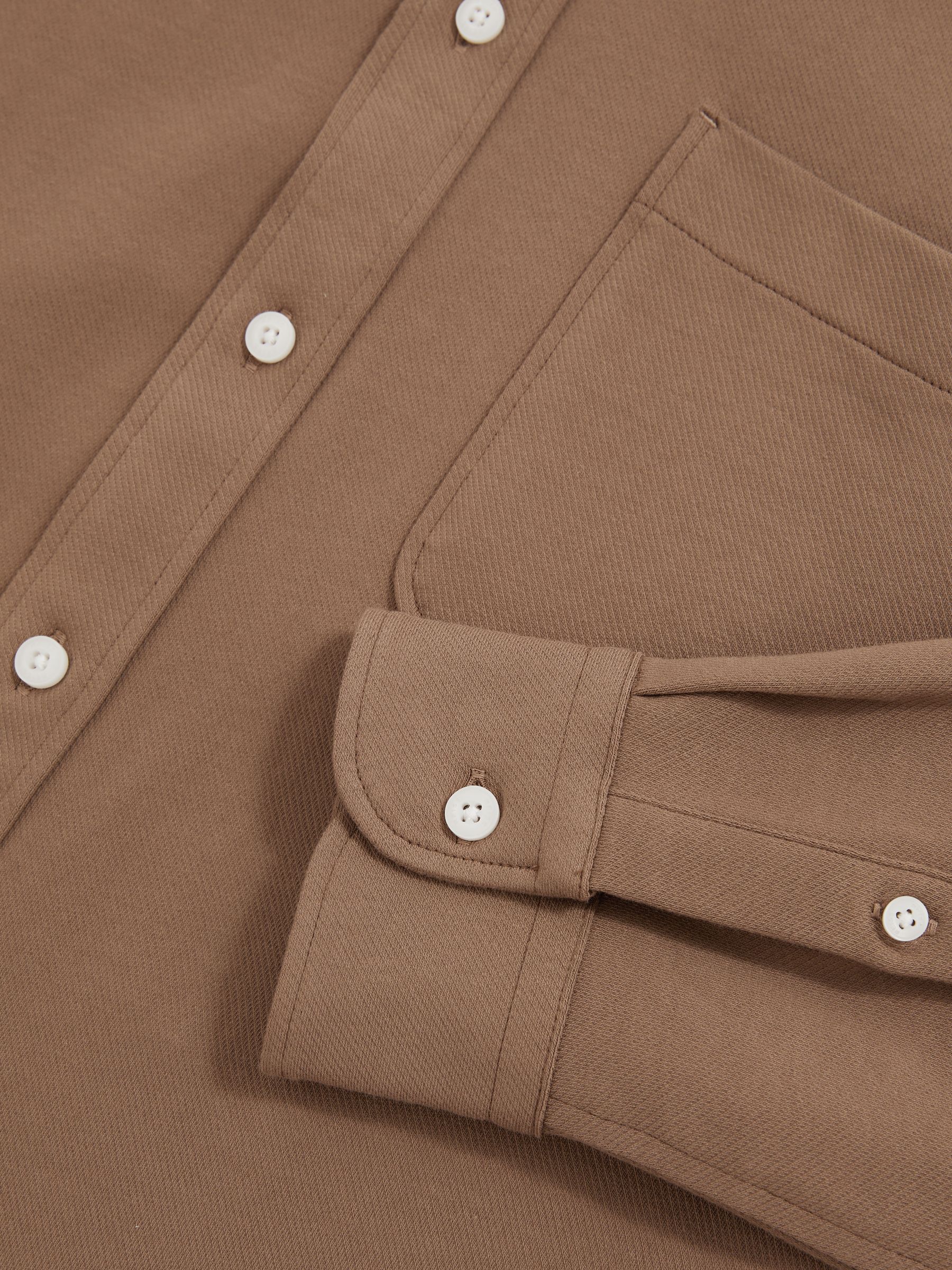 Cotton-Twill Cutaway-Collar Overshirt in Camel