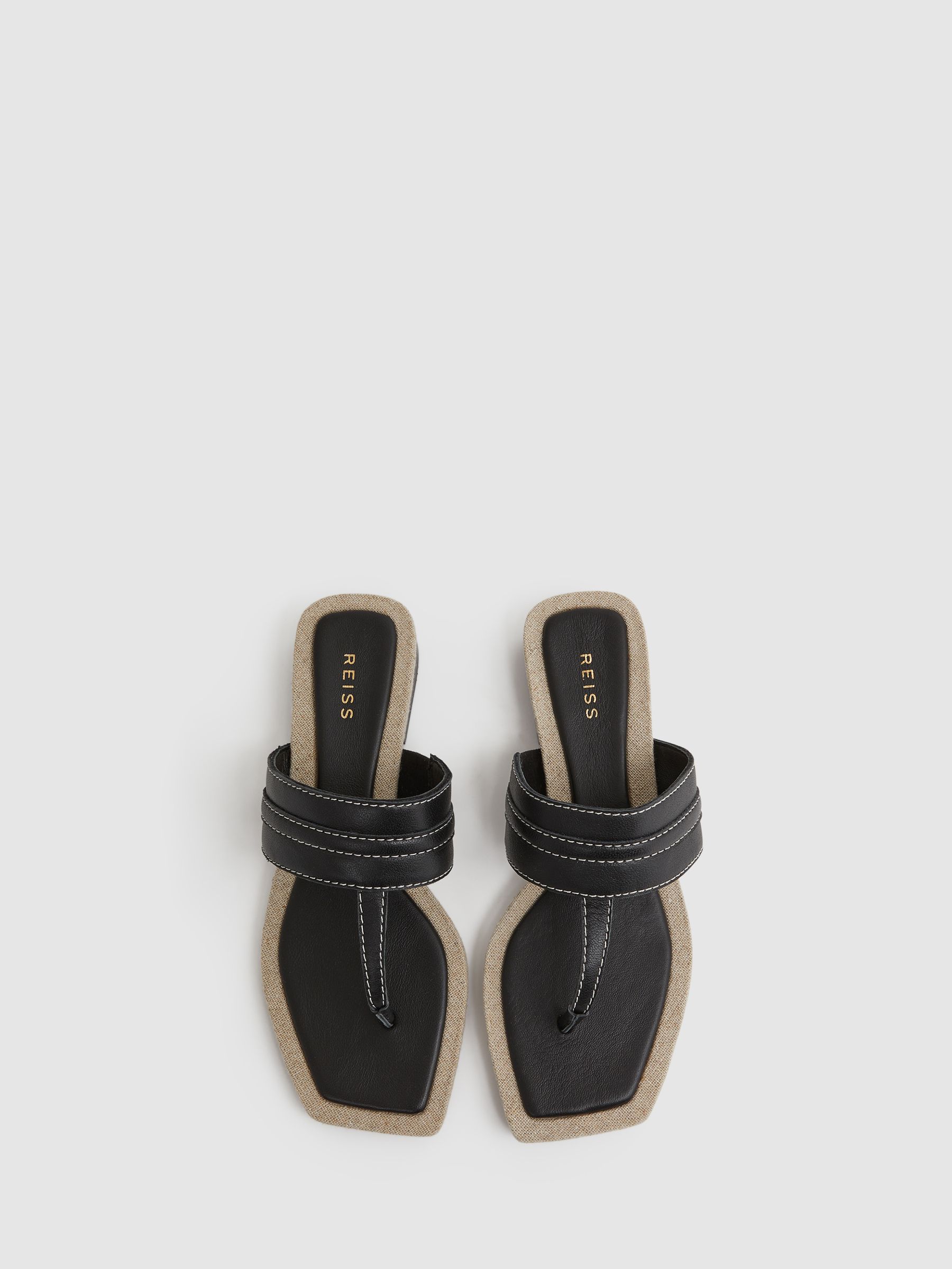 Leather Strap Thong Sandals in Black