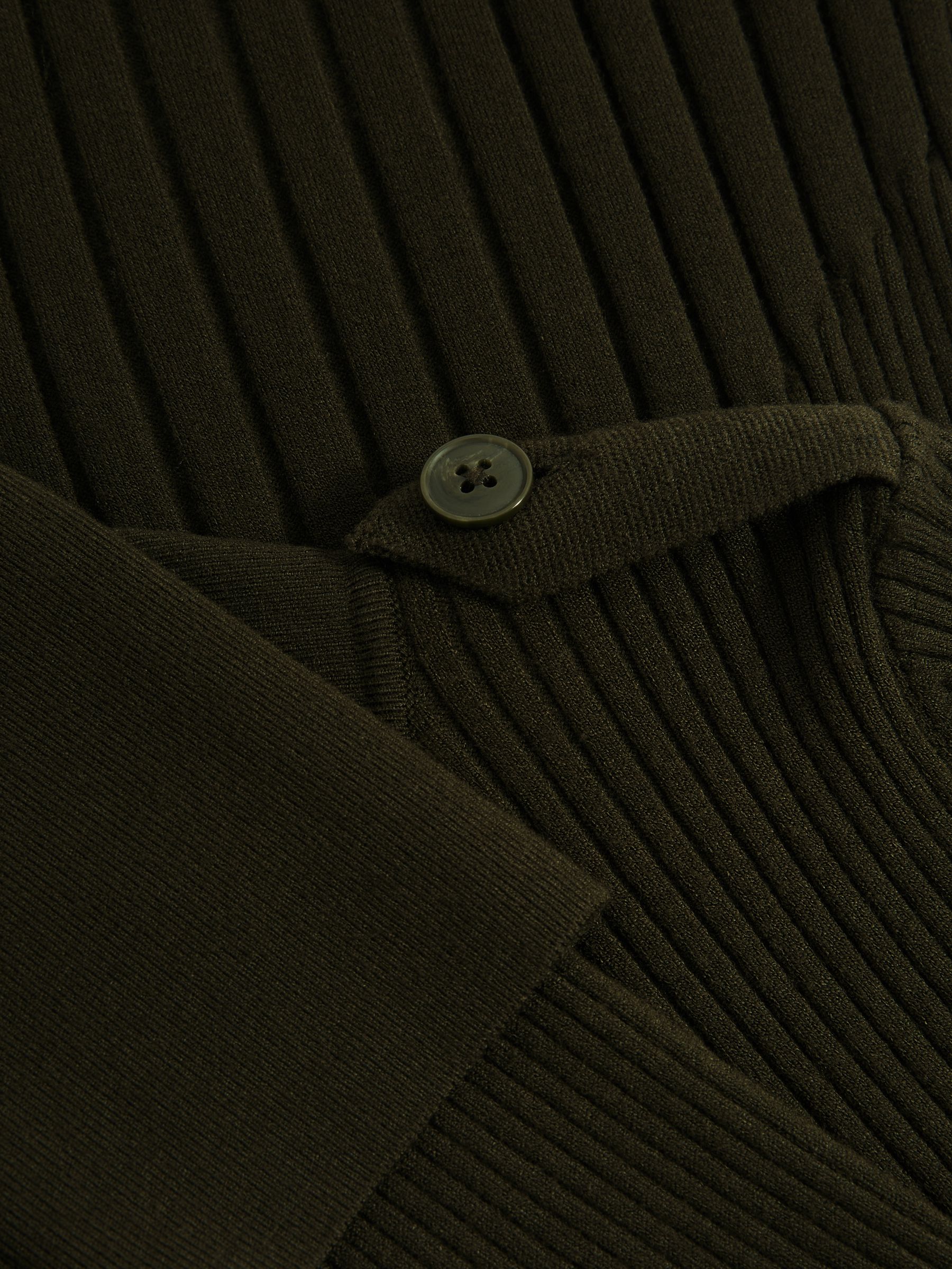 Rib-Knit High-Neck Top in Green