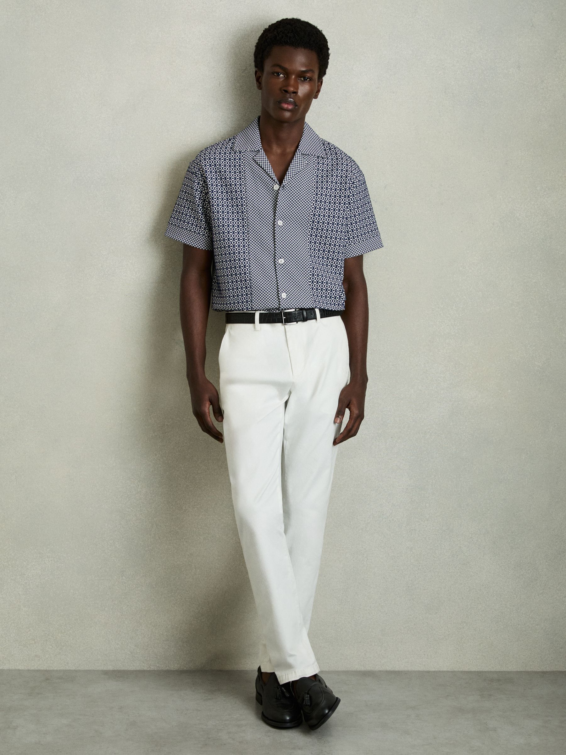 Geometric-Jacquard Cuban-Collar Shirt in Navy/White