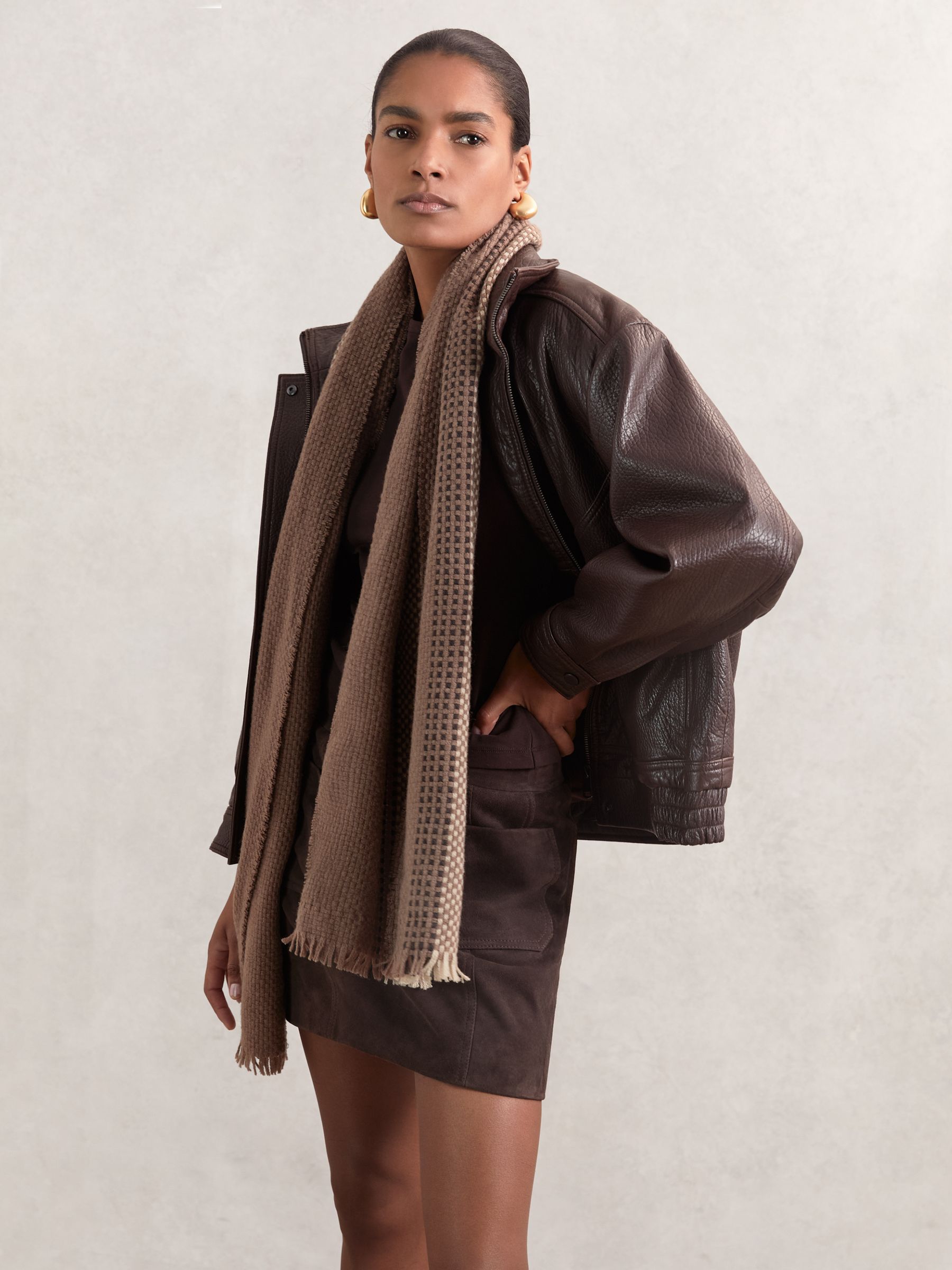 Wool-Cashmere Textured Scarf in Taupe