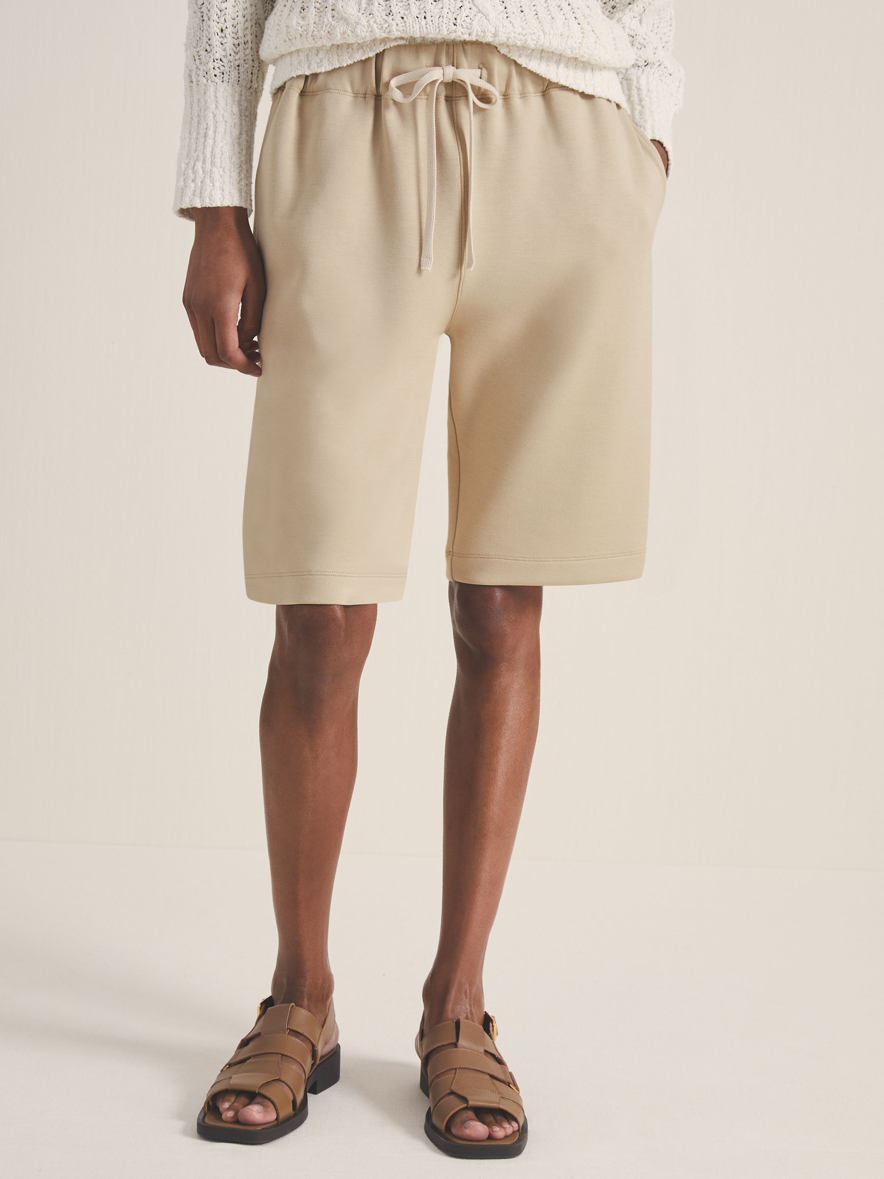 Reiss | Les 100 Ciels Jersey Shorts in Sage