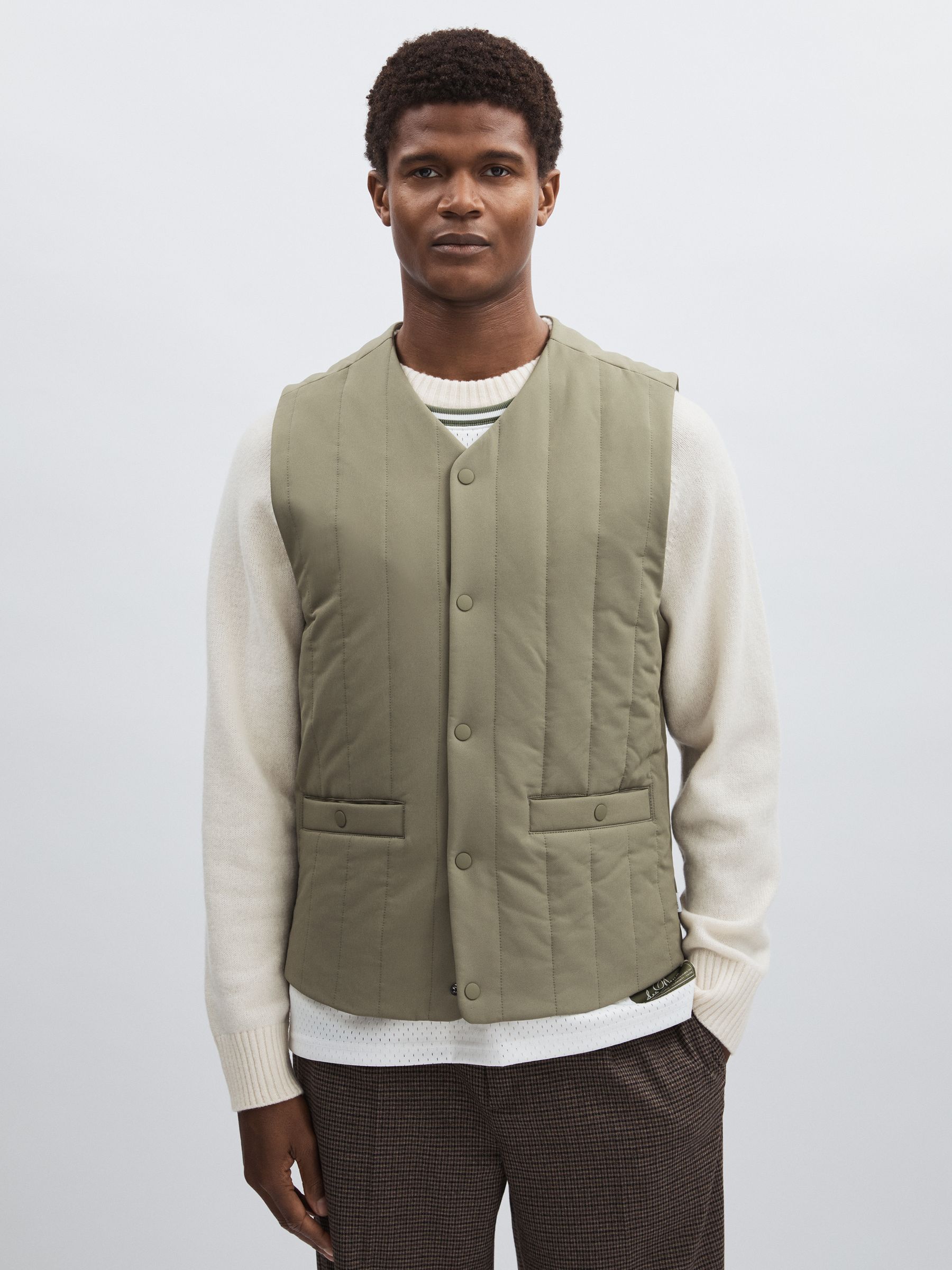 Les Deux Quilted Technical Gilet in Green