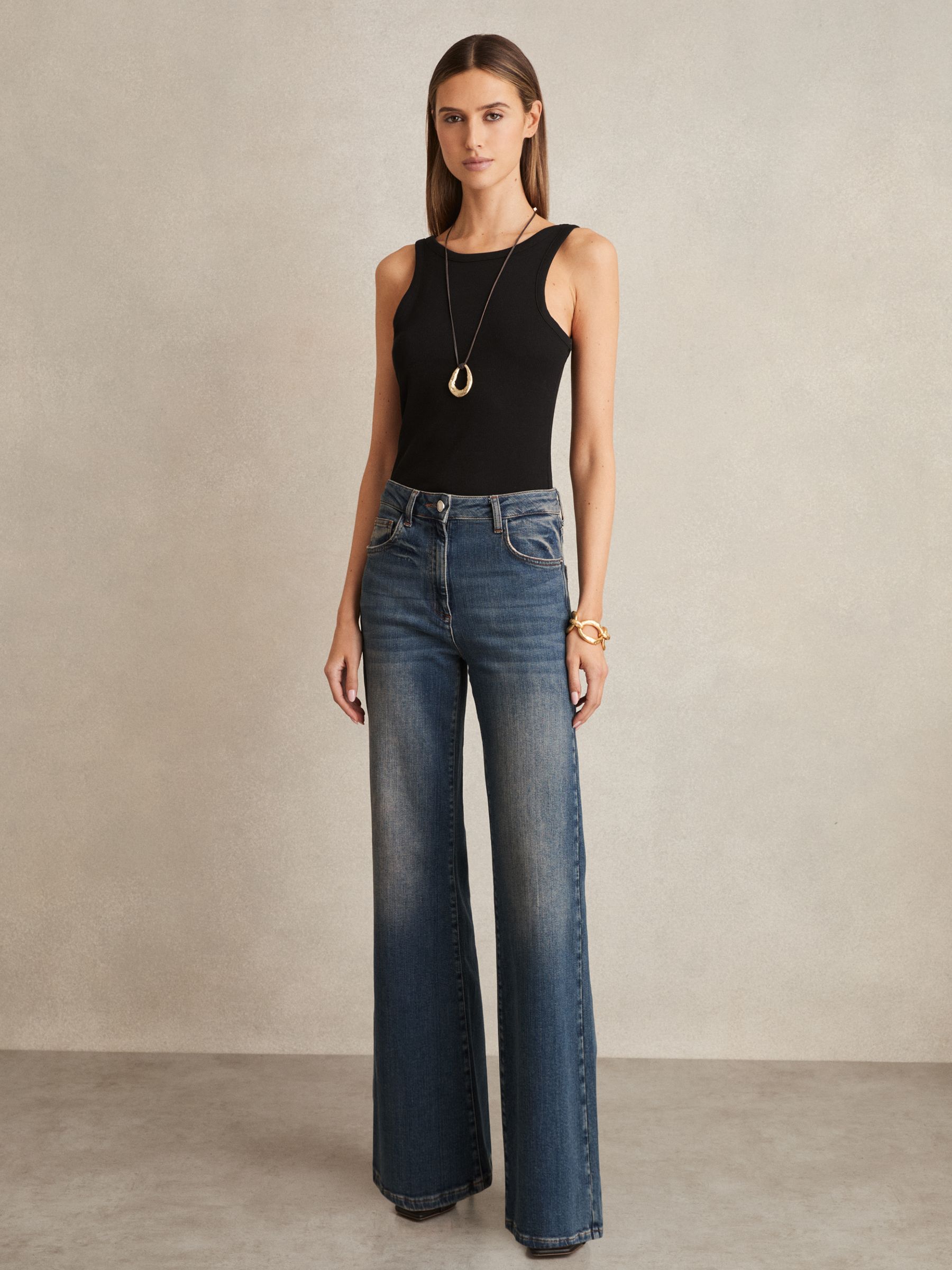 Stretch-Cotton Low-Back Vest in Black