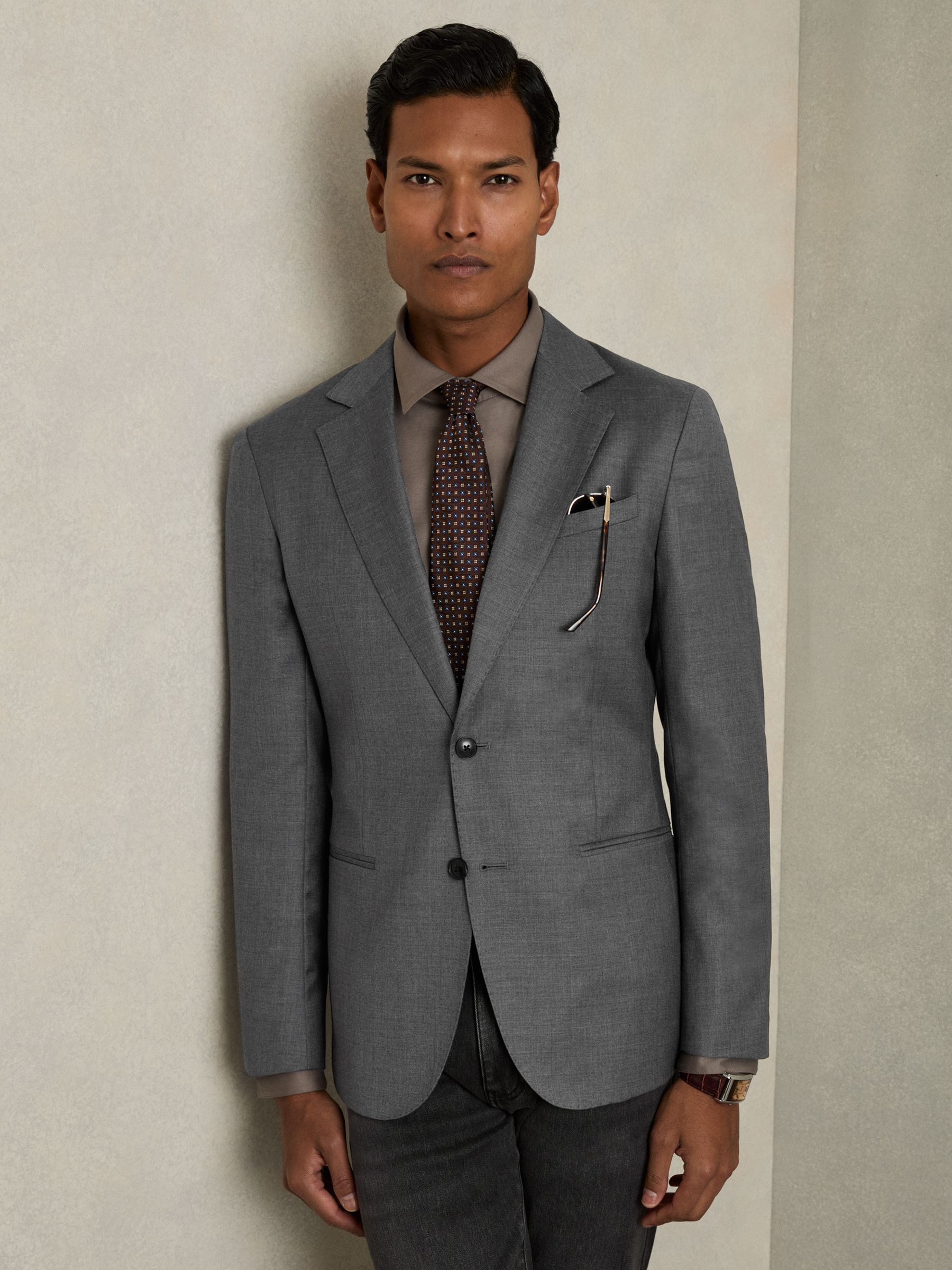 Slim-Fit Single Breasted Wool Suit Jacket in Grey