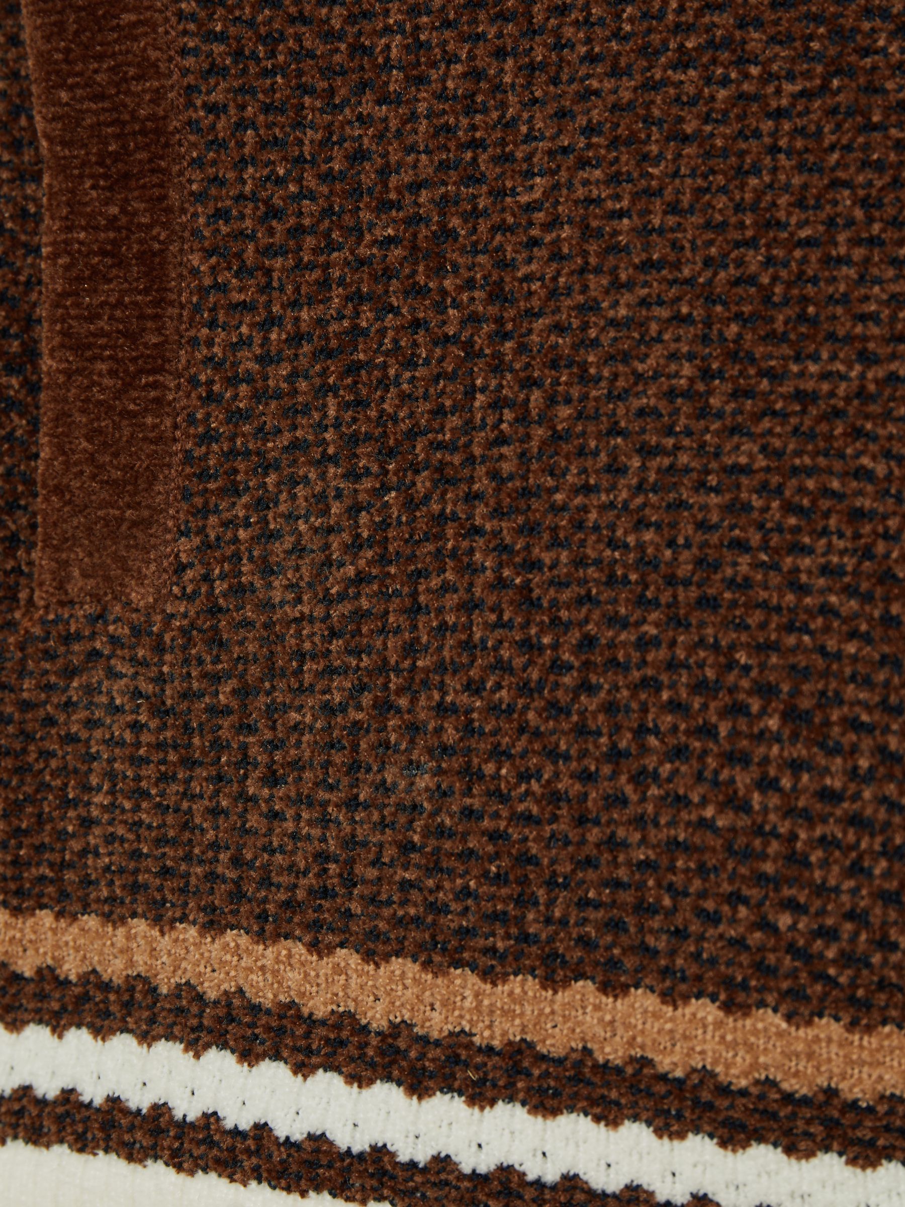 3-9 yrs Chenille Airlines Embroidery Shorts in Brown/Taupe Brown/White