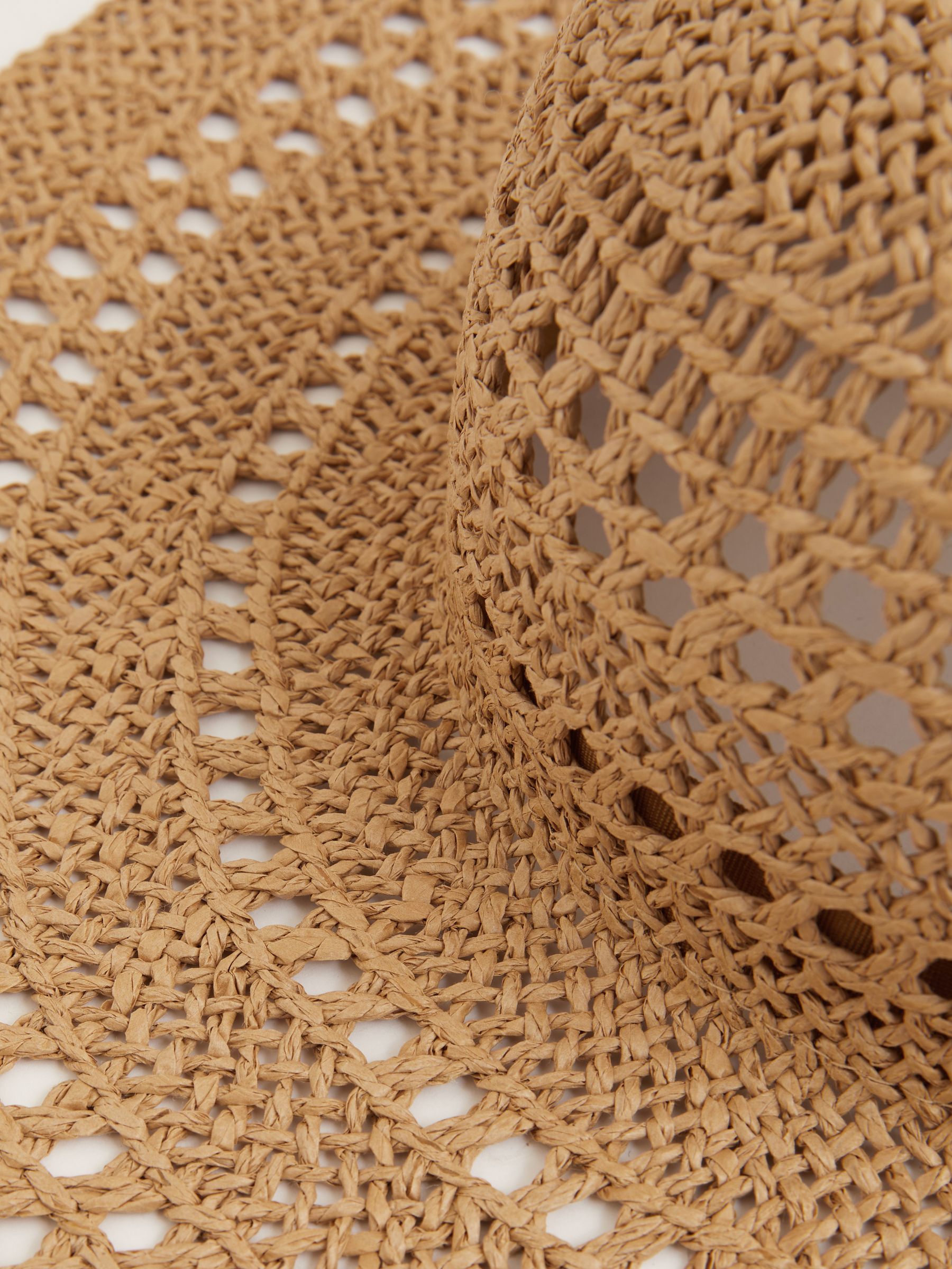 Straw Sun Hat in Natural
