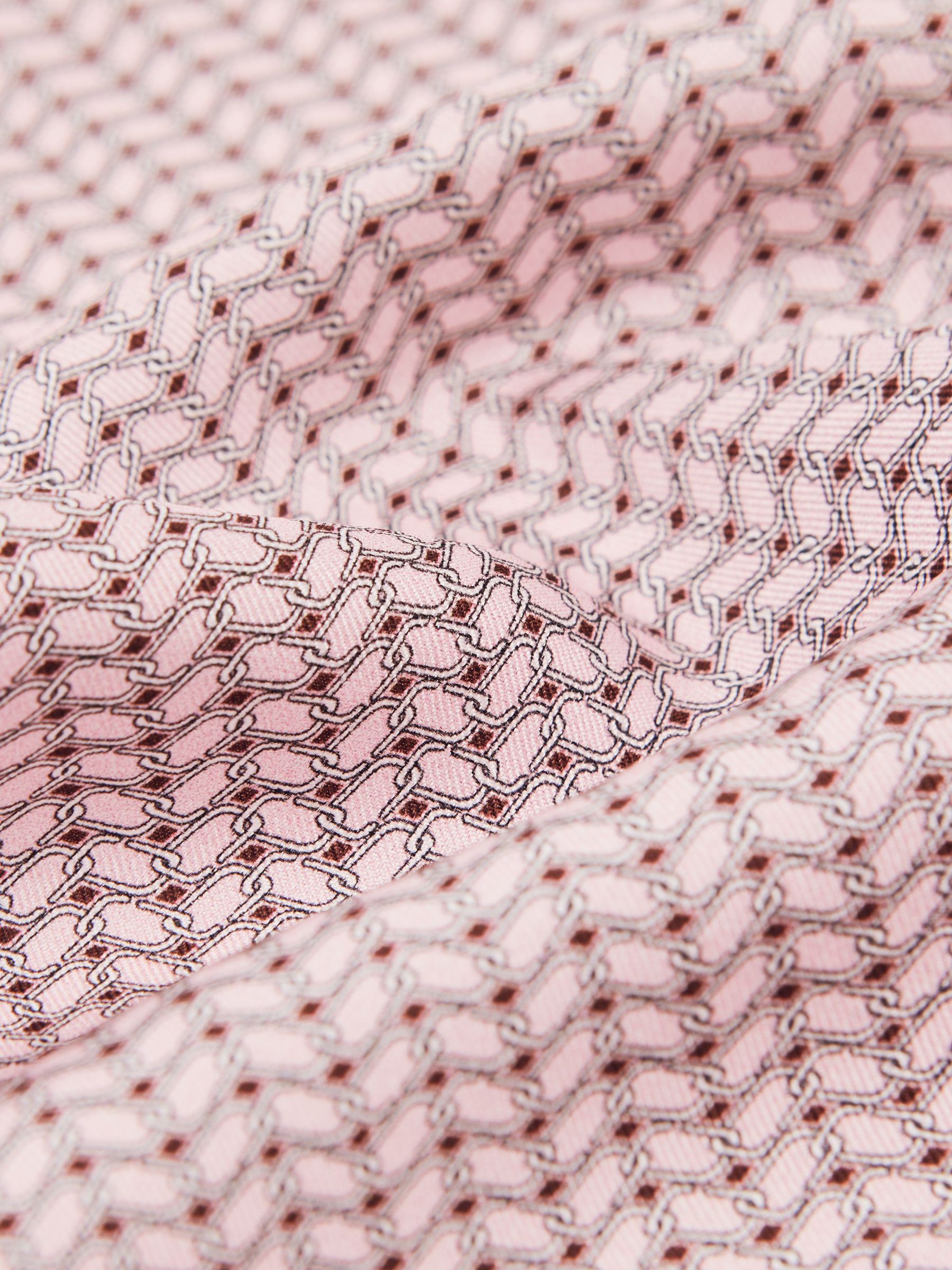 Geo Chain Detail Pocket Square in Soft Pink