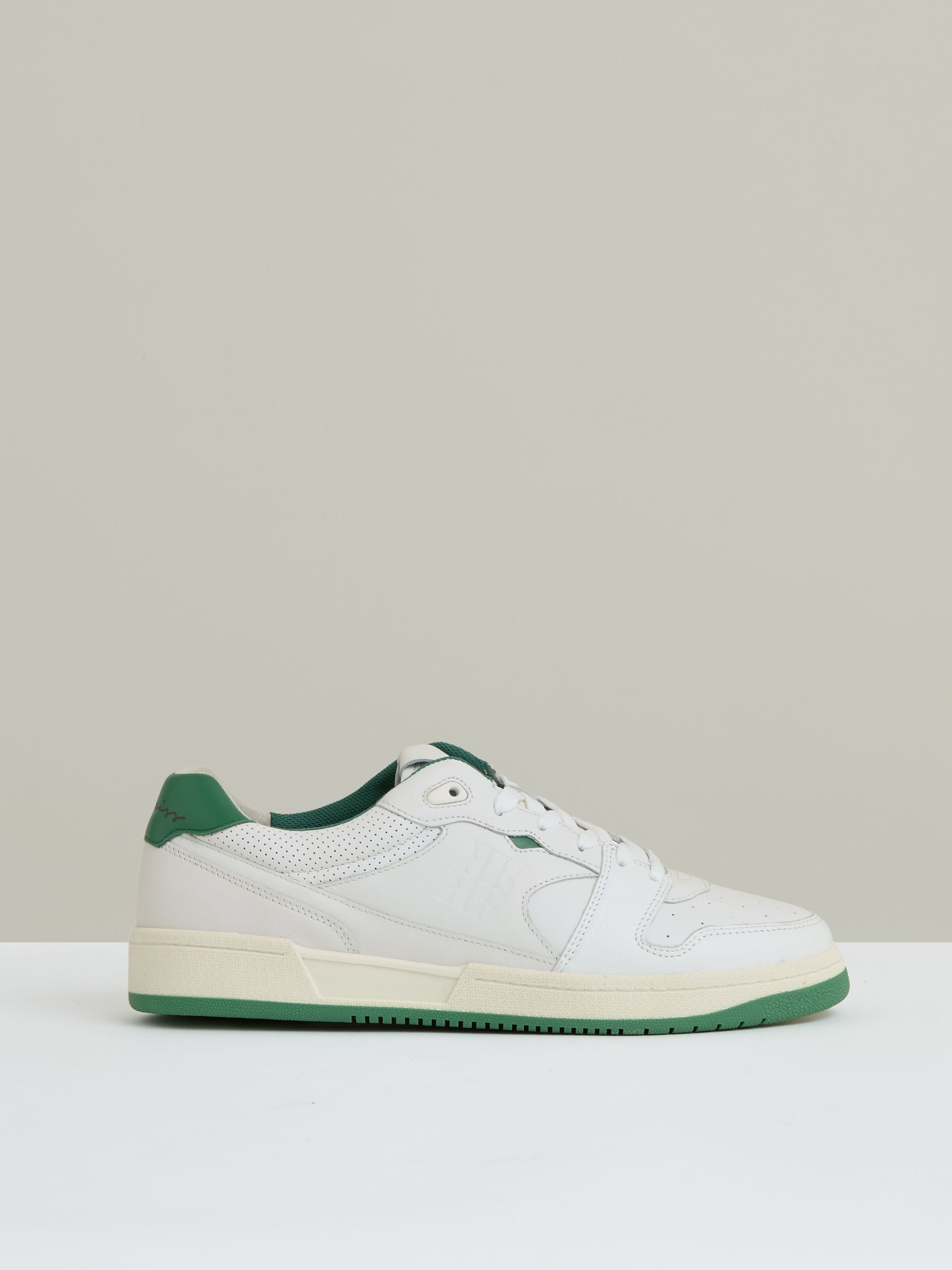 Leather Low Top Trainers in White/Green