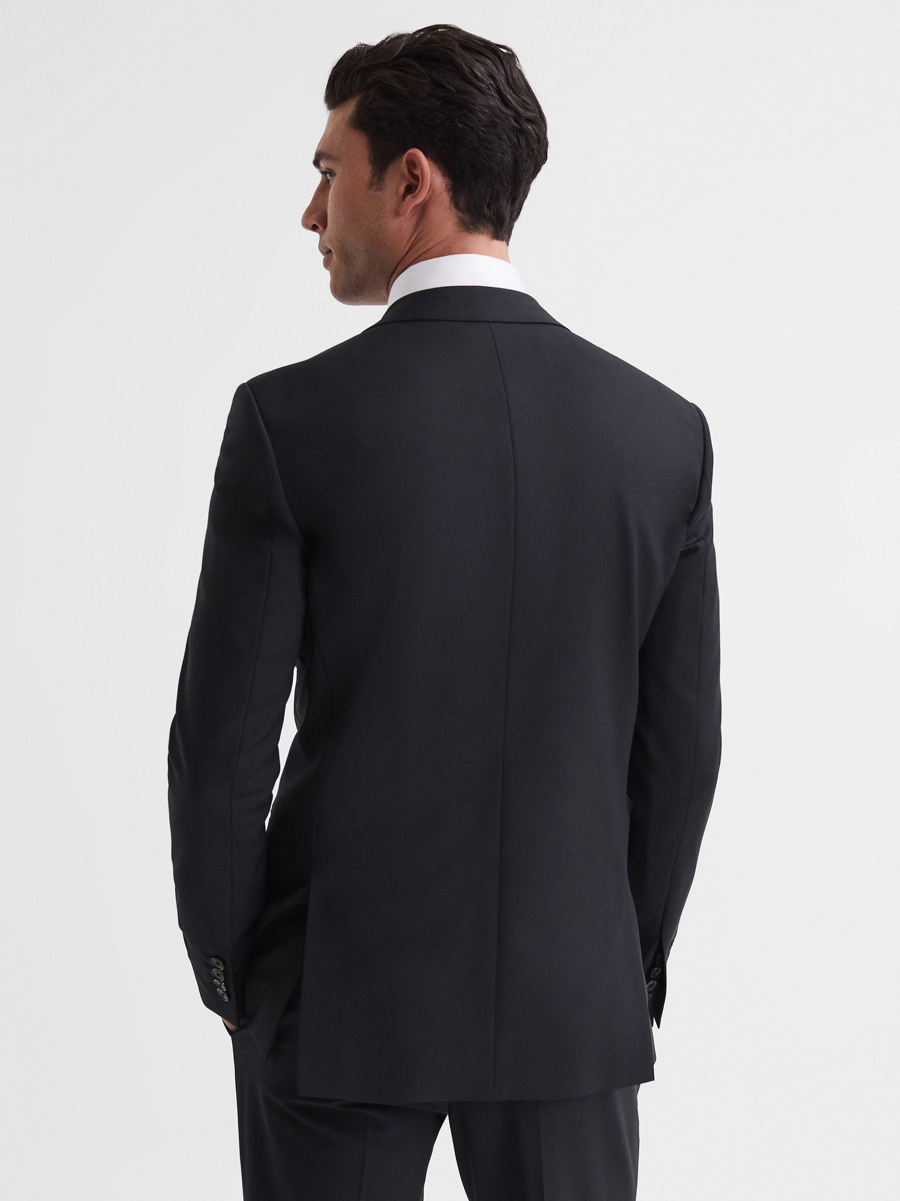 Modern Fit Travel Blazer in Black