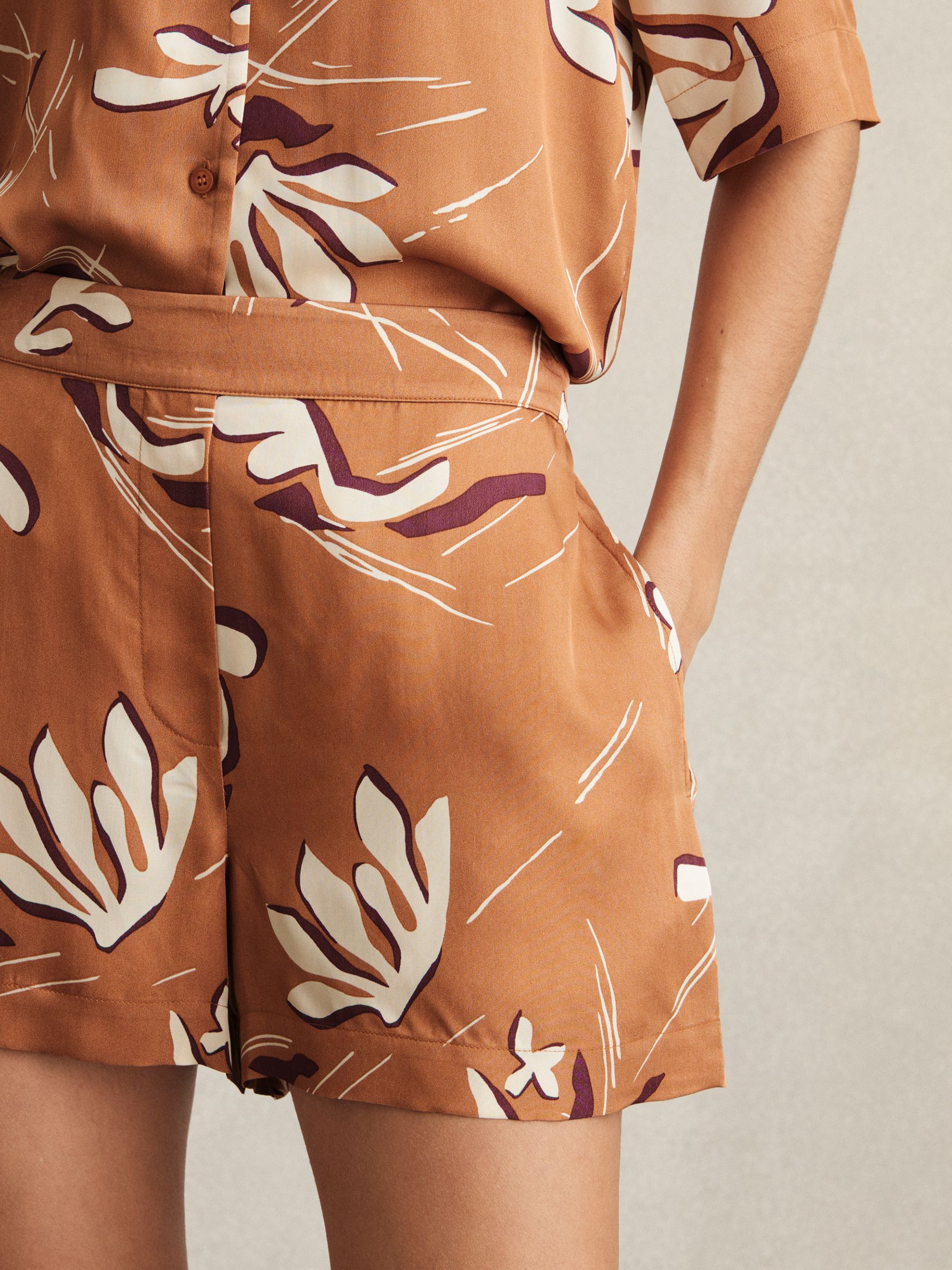Printed Twill Shorts in Orange