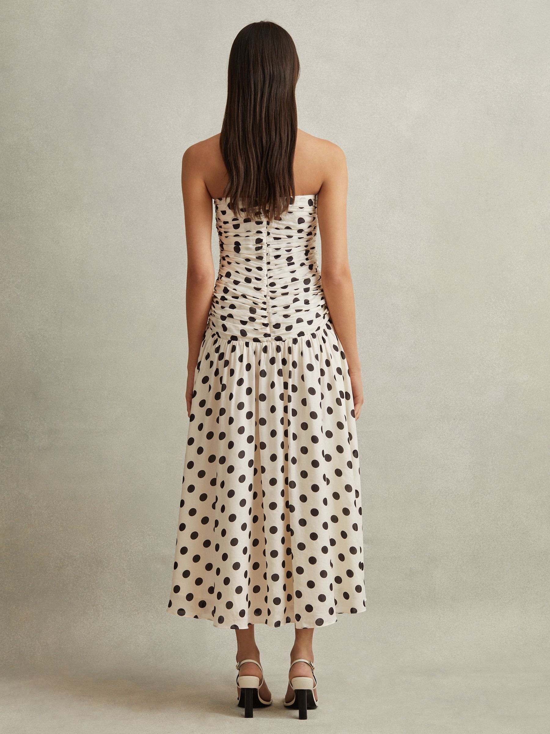 Viscose Linen Polka Dot Ruched Maxi Dress in White/Black