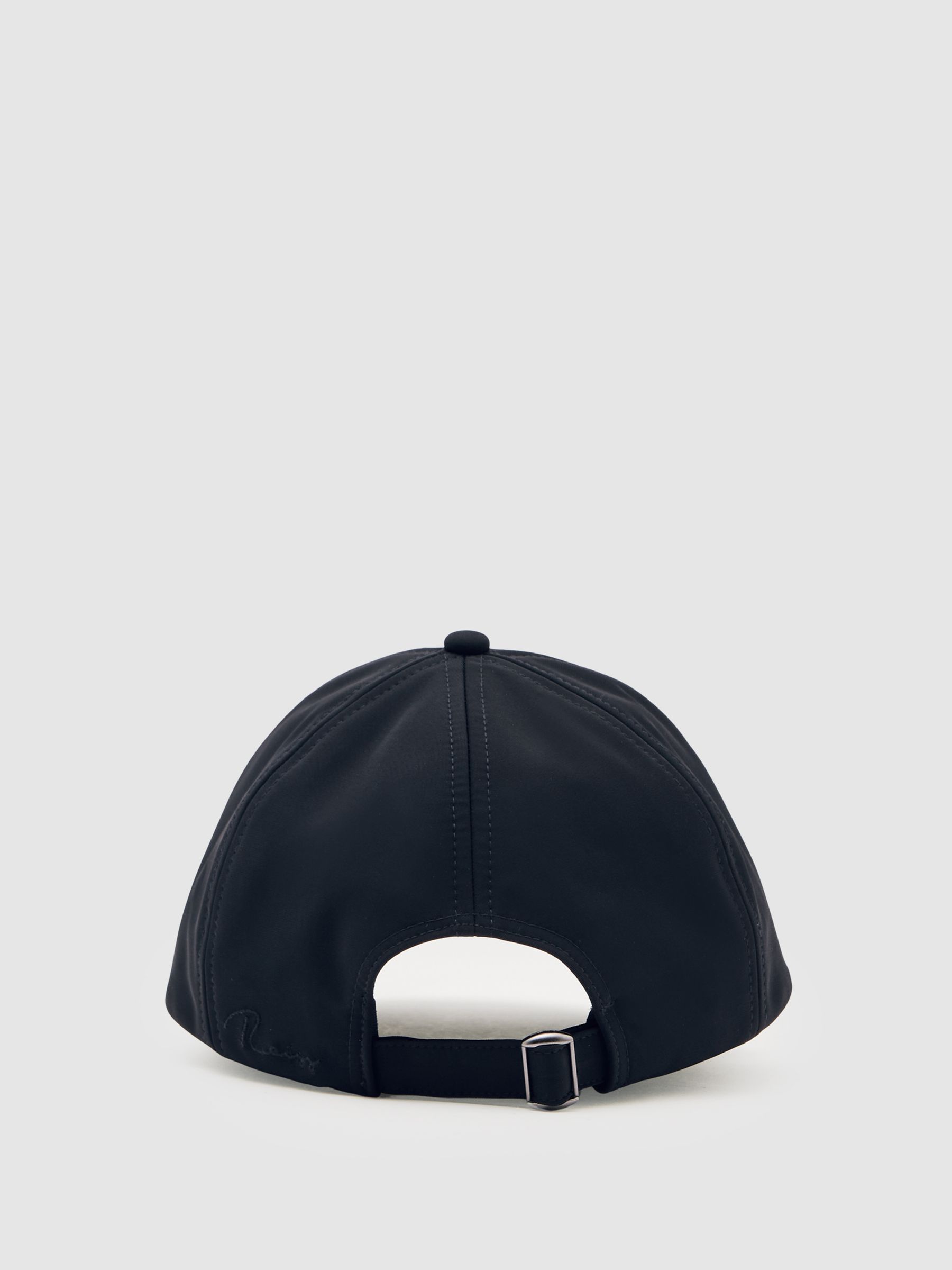 Embroidered Logo Tech Baseball Cap in Navy