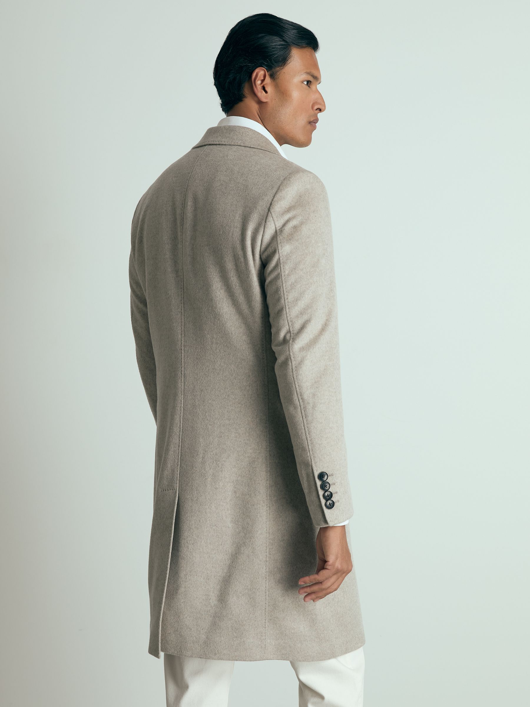 Atelier Cashmere Single-Breasted Overcoat in Oatmeal