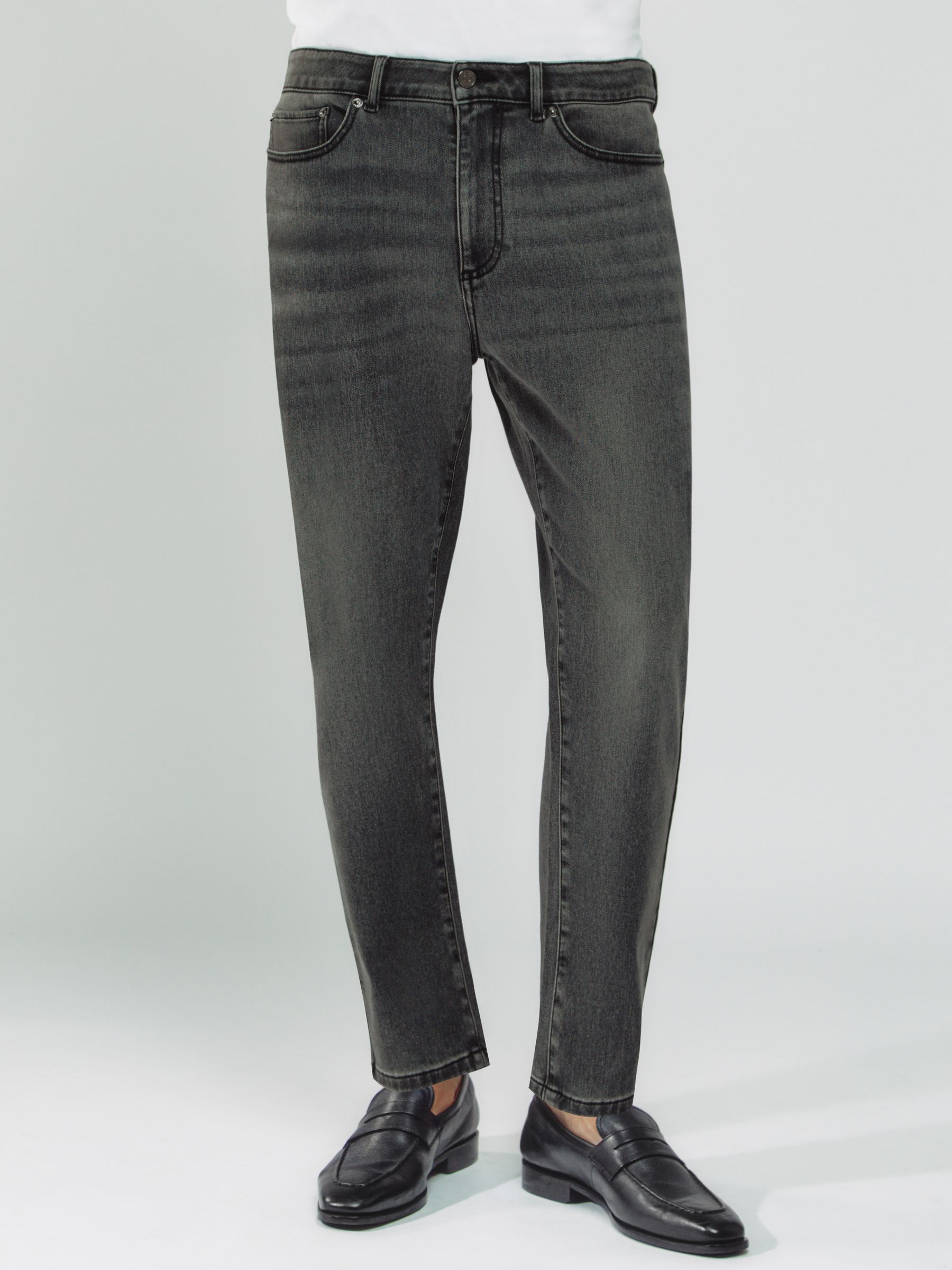 Relaxed-Fit Cropped Jeans in Washed Black
