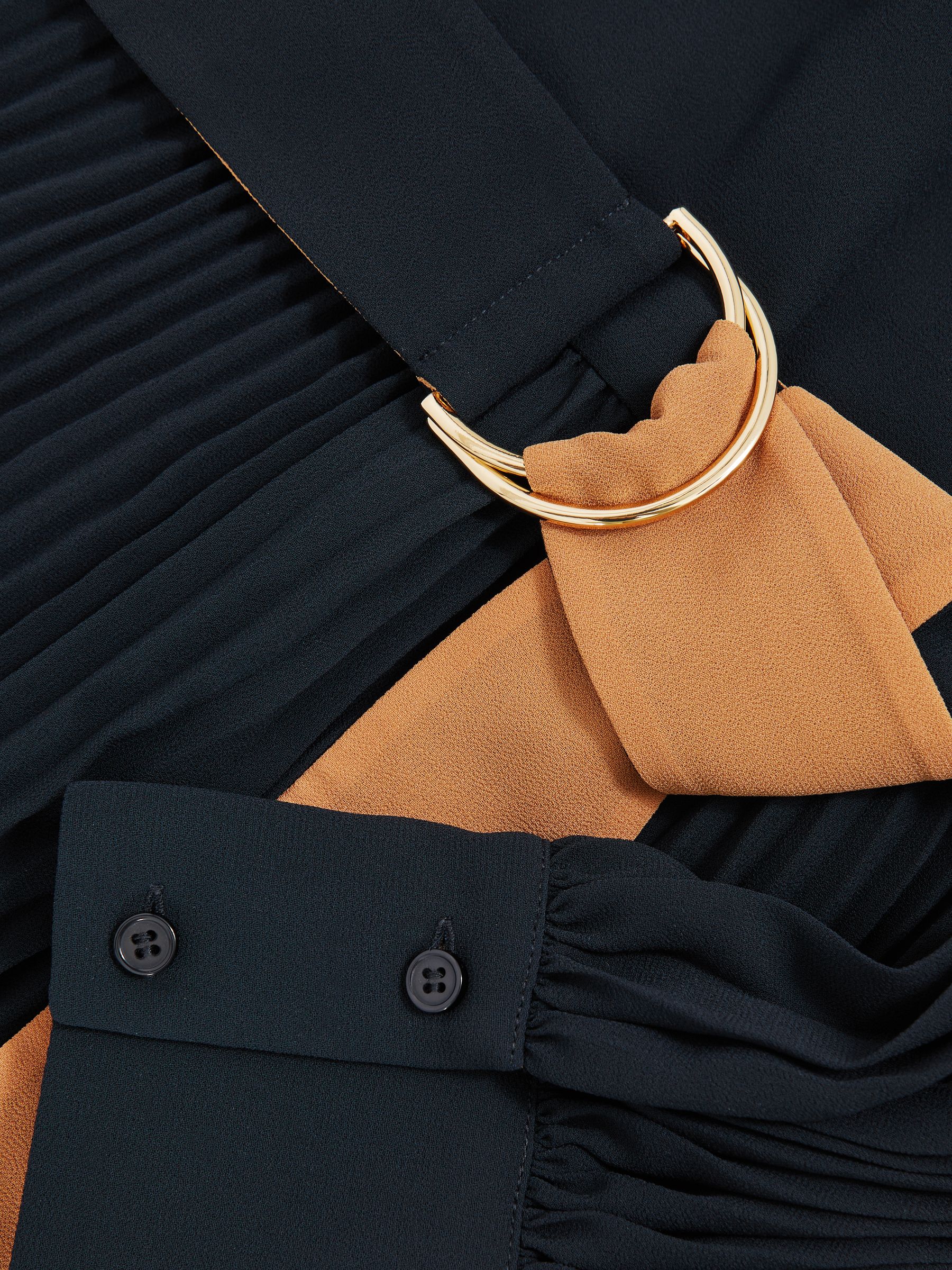 Colour-Block Pleated Midi Dress in Navy/Camel
