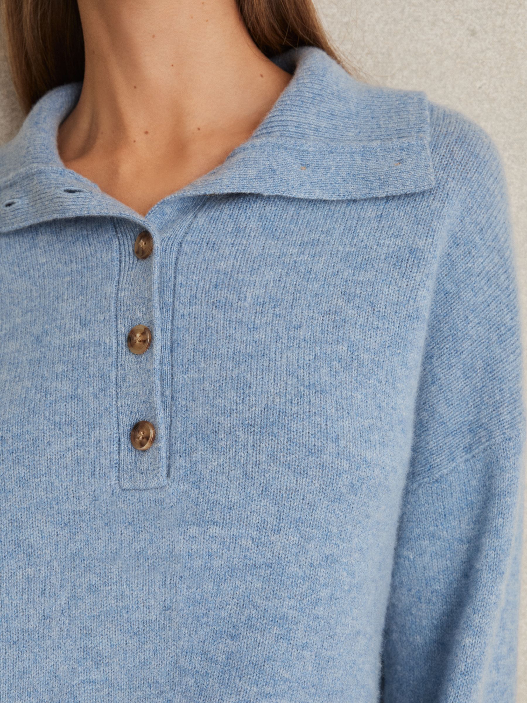 Wool-Cashmere Open-Neck Jumper in Blue