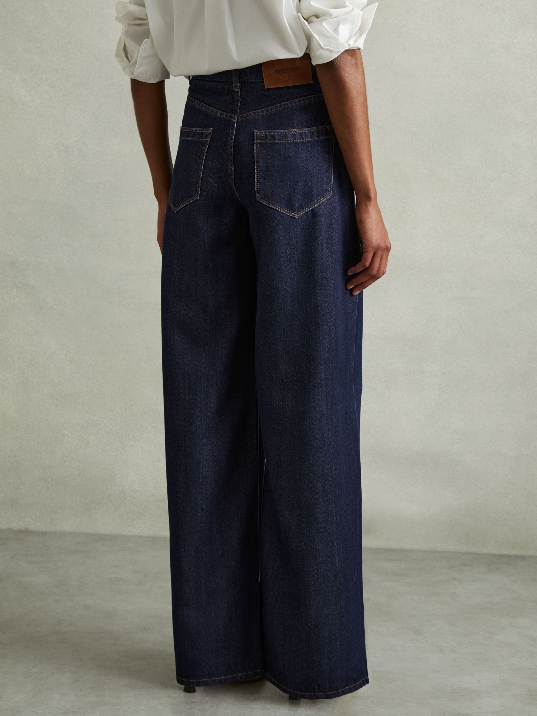 Petite Double Pleat Wide Leg Jeans in Indigo