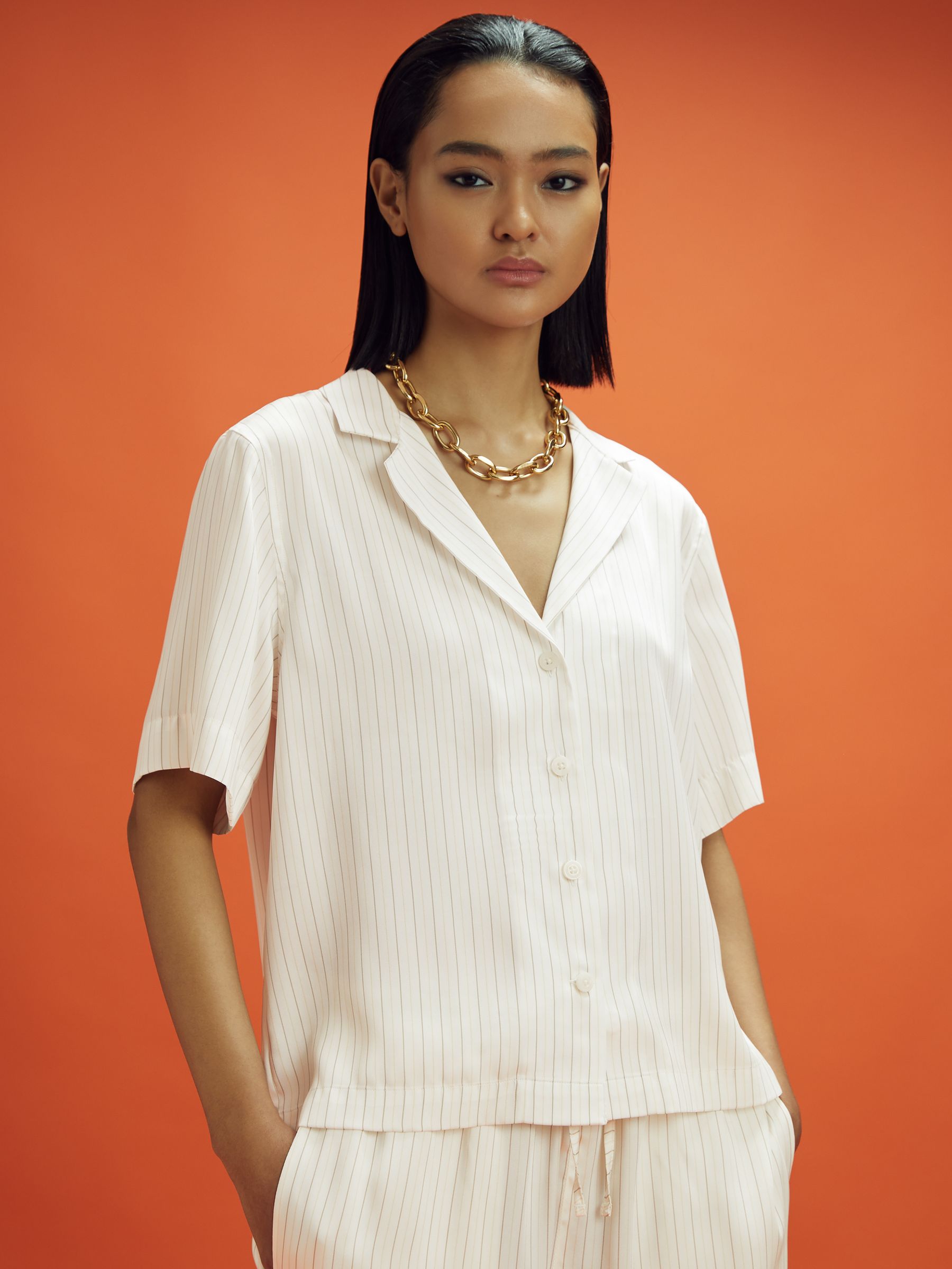 McLaren F1 Monte Carlo Exclusive Cuban Collar Shirt in White Multi