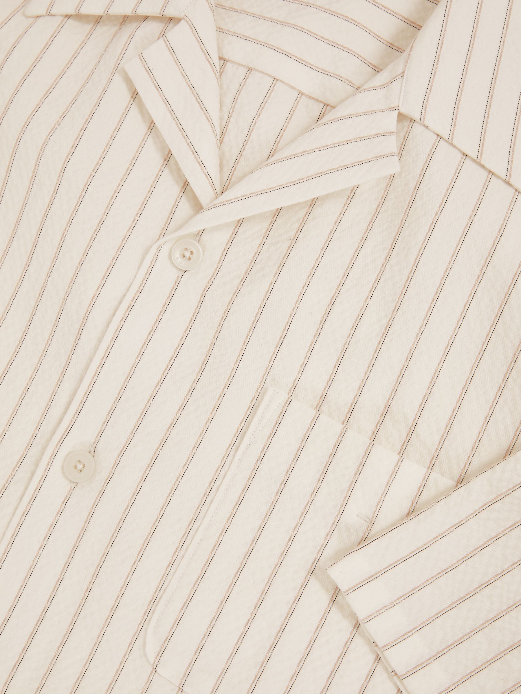 Cotton-Blend Seersucker Stripe Shirt in White/Taupe Brown