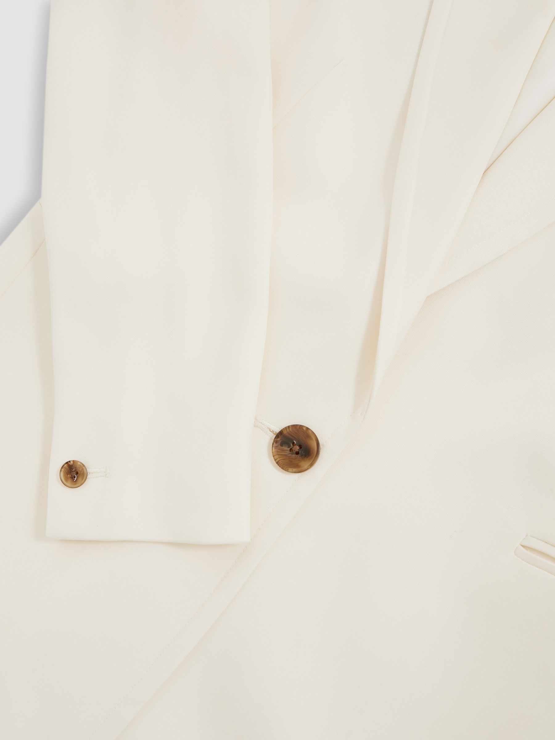 Single-Breasted Suit Jacket in Cream