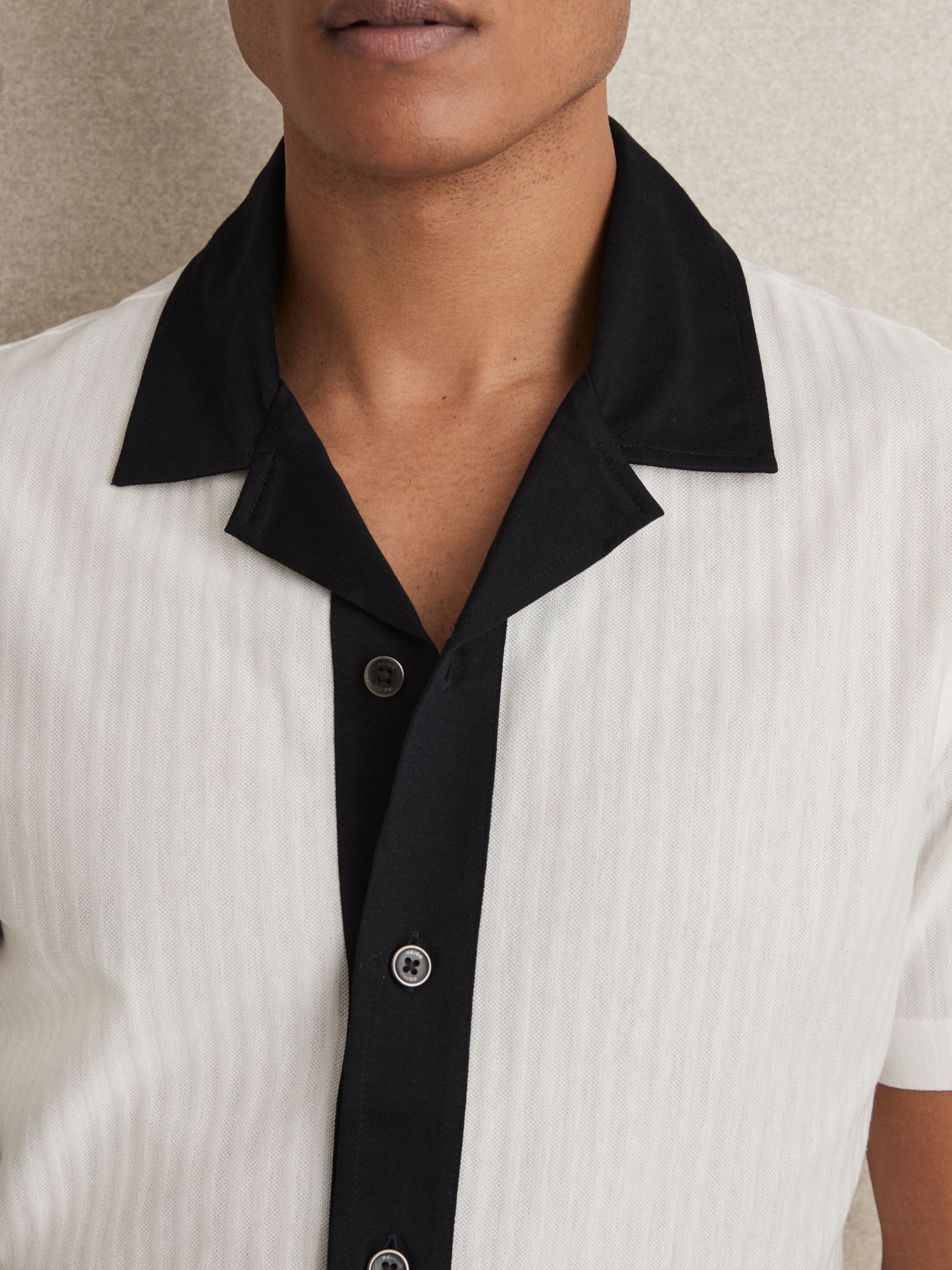 Cotton Textured Colour-Block Shirt in White/Navy