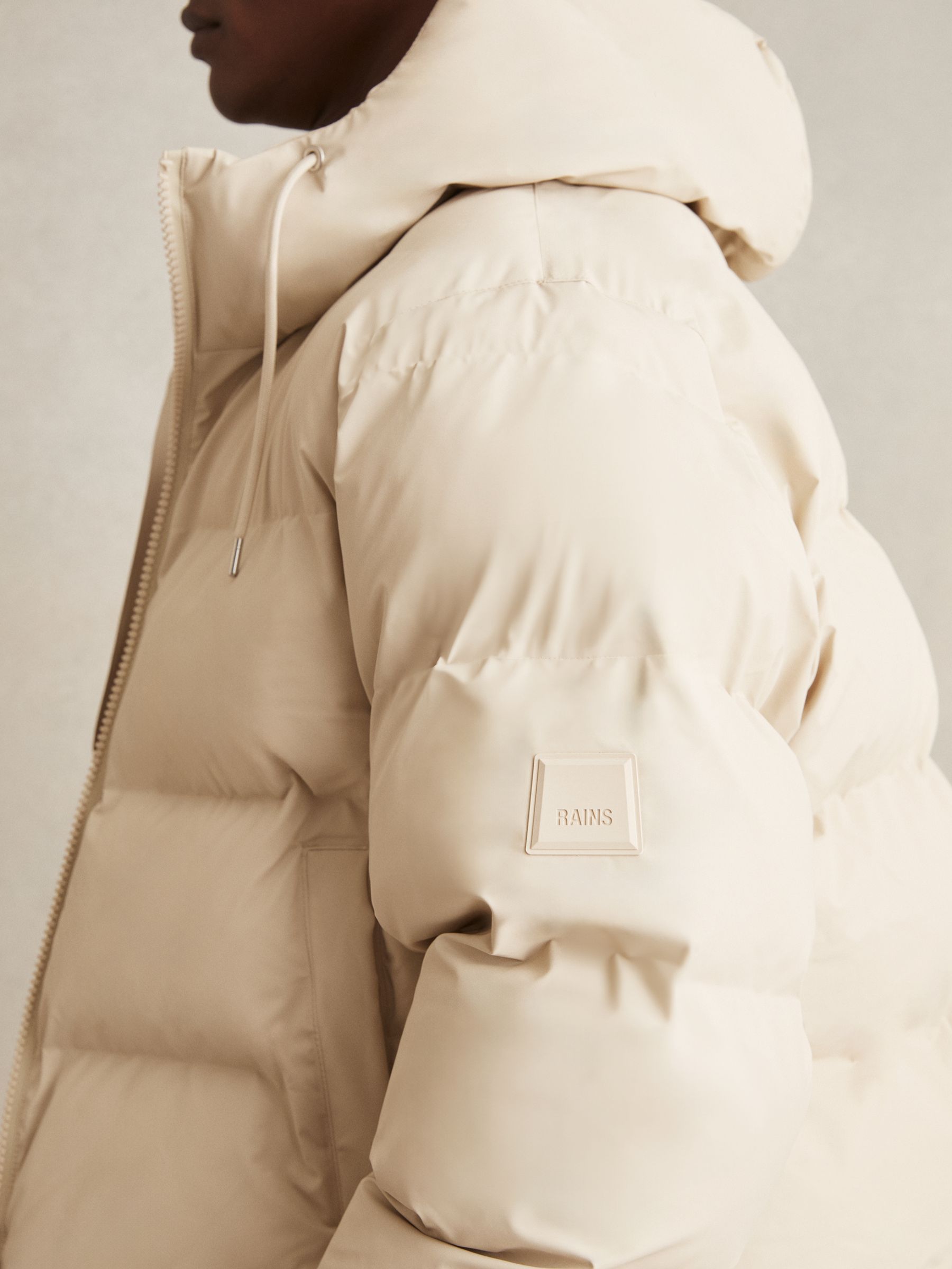 Rains Alta Short Puffer Jacket in Dark Stone