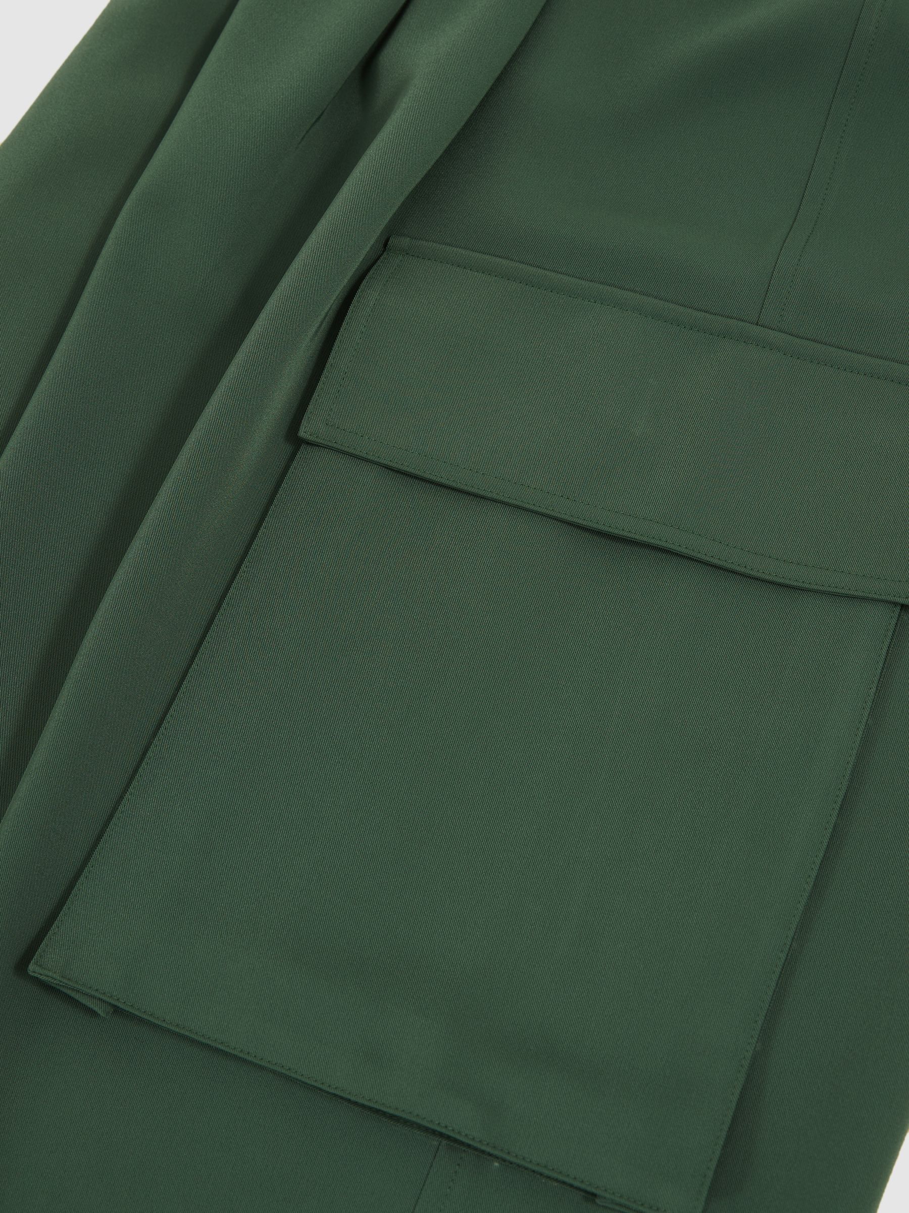 Wide-Leg Pleated Cargo Trousers in Green