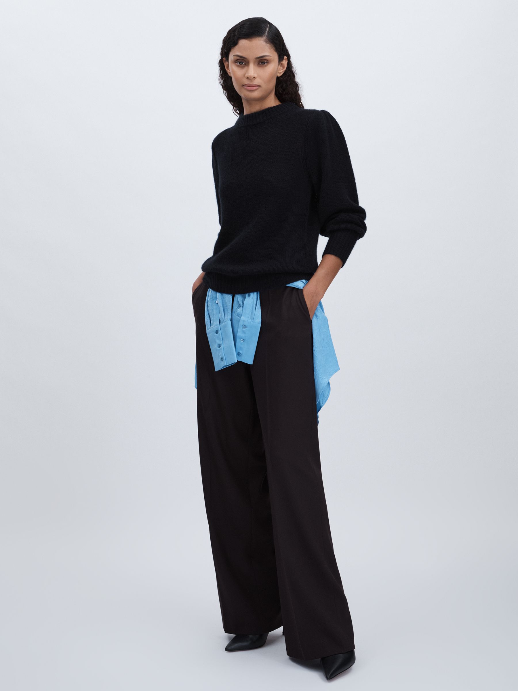 Cashmere Crew Neck Jumper in Navy