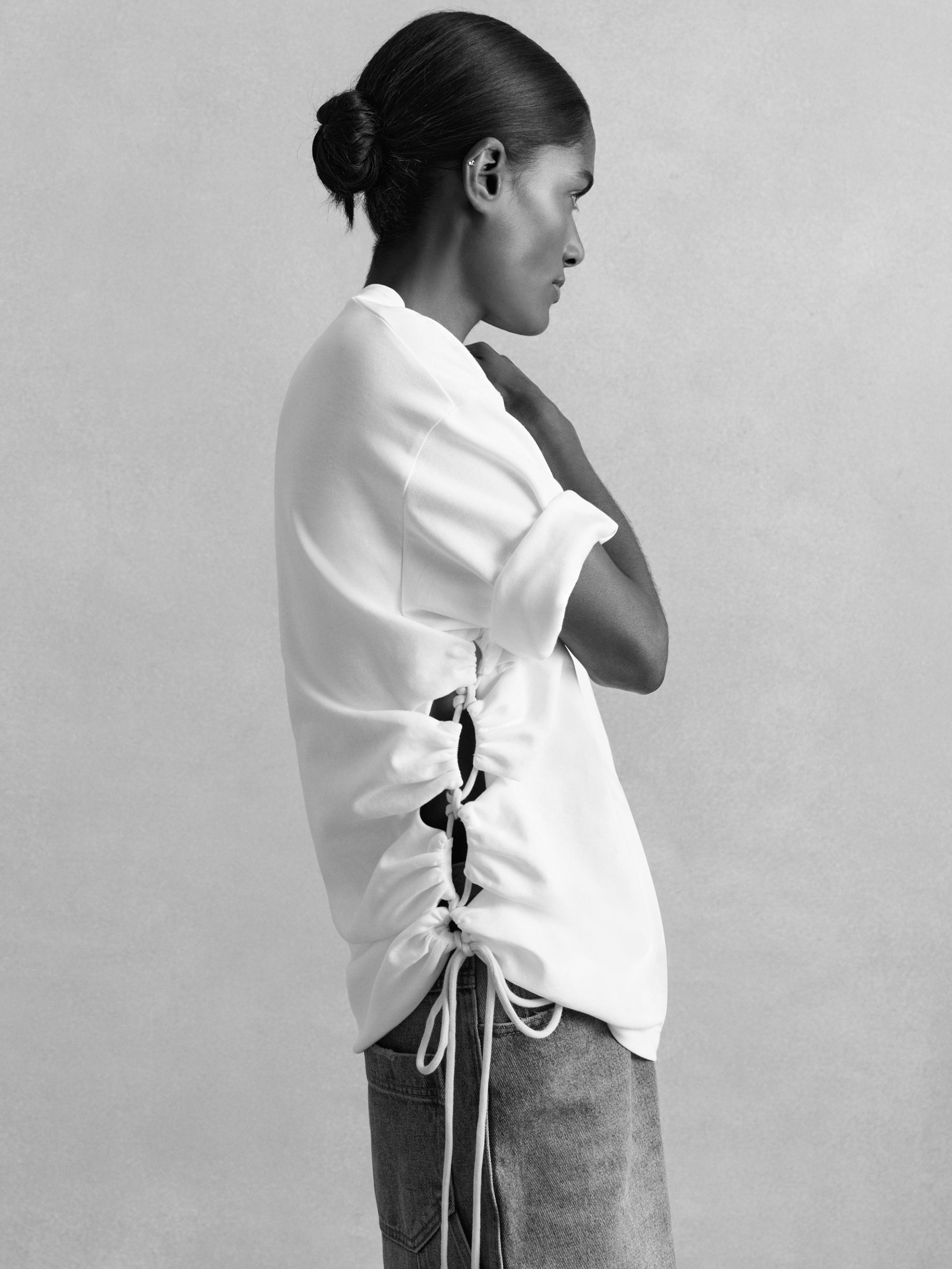 Atelier Cotton Cut-Out Rope-Cord Top in White