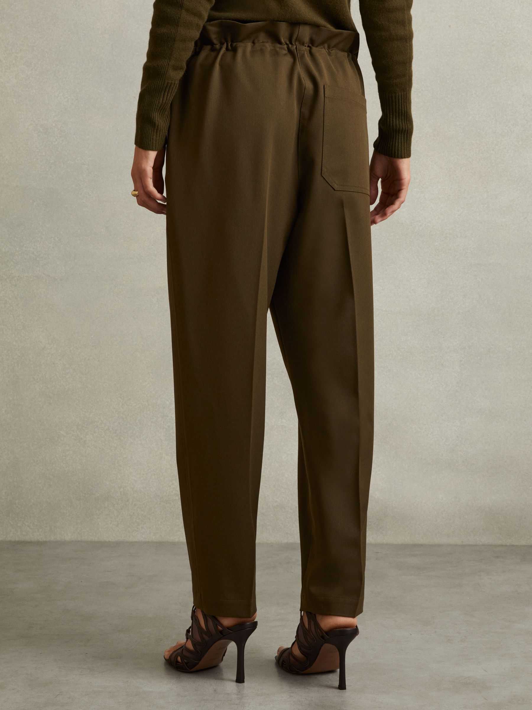 Drawstring Waist Tapered Trousers in Khaki