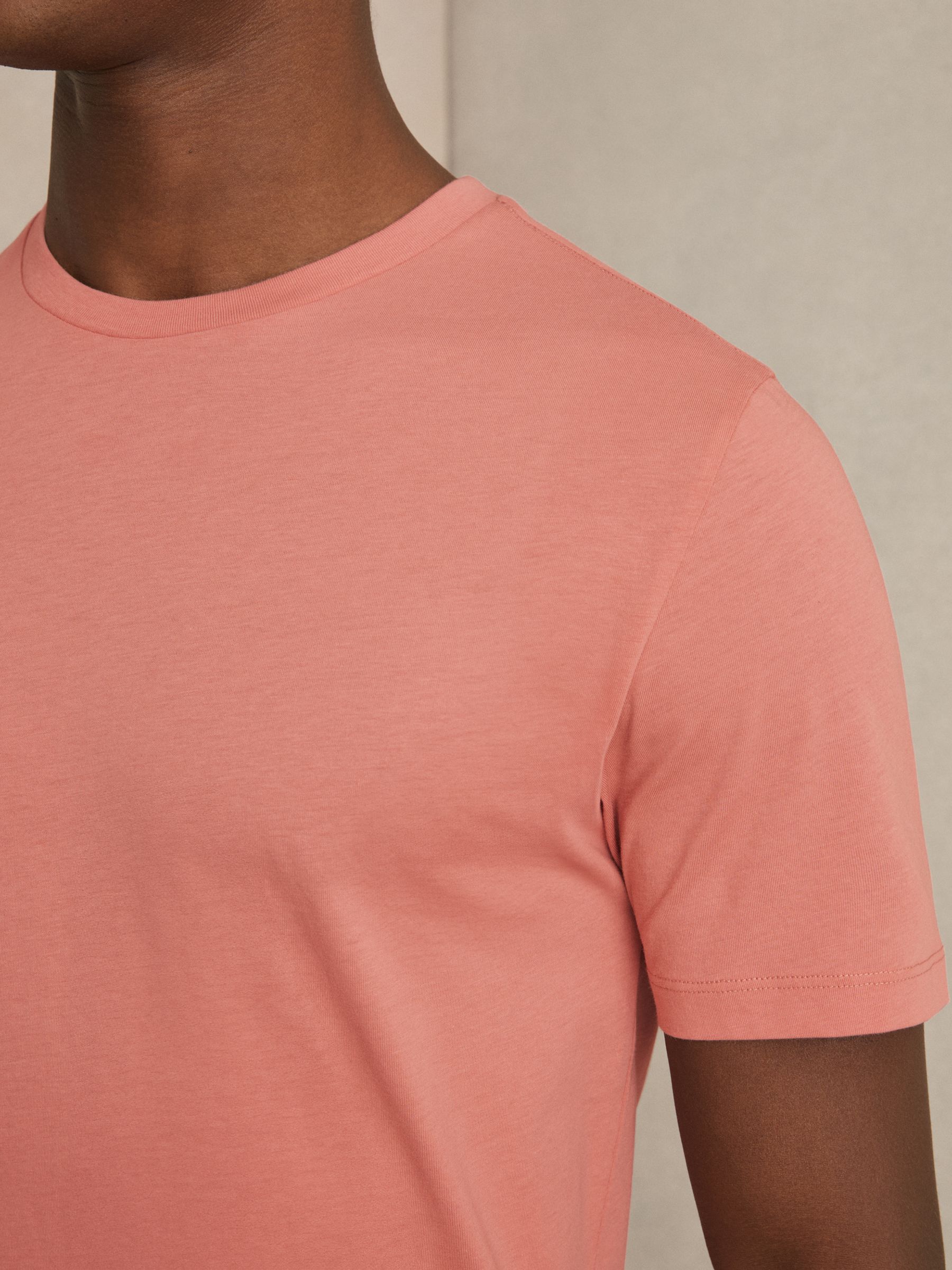 Crew Neck T-Shirt in Salmon Pink