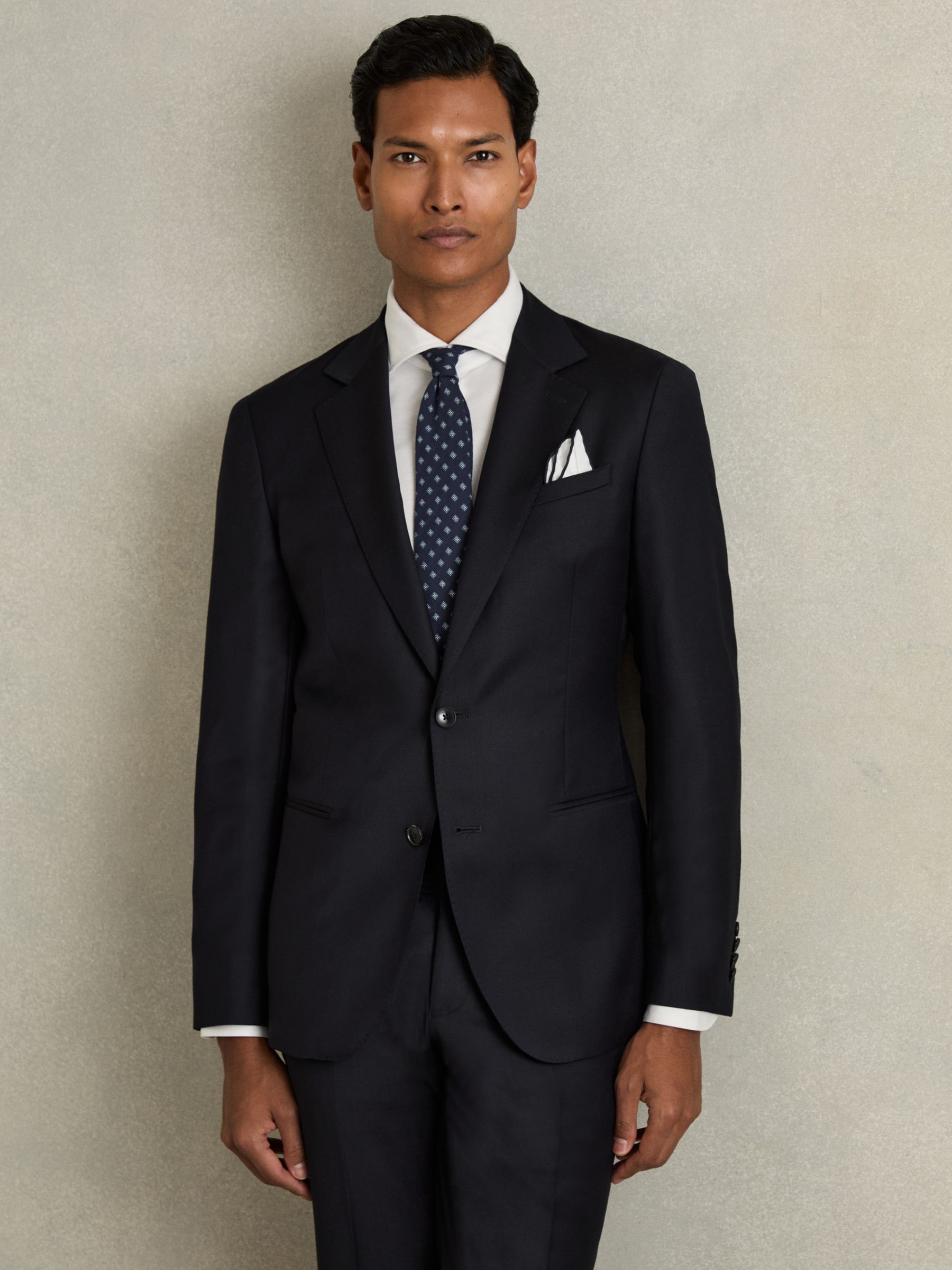 Slim-Fit Single Breasted Wool Suit Jacket in Navy