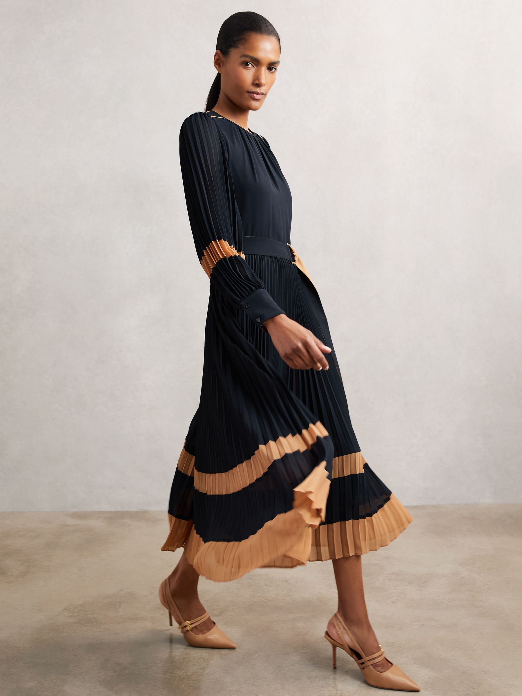 Colour-Block Pleated Midi Dress in Navy/Camel