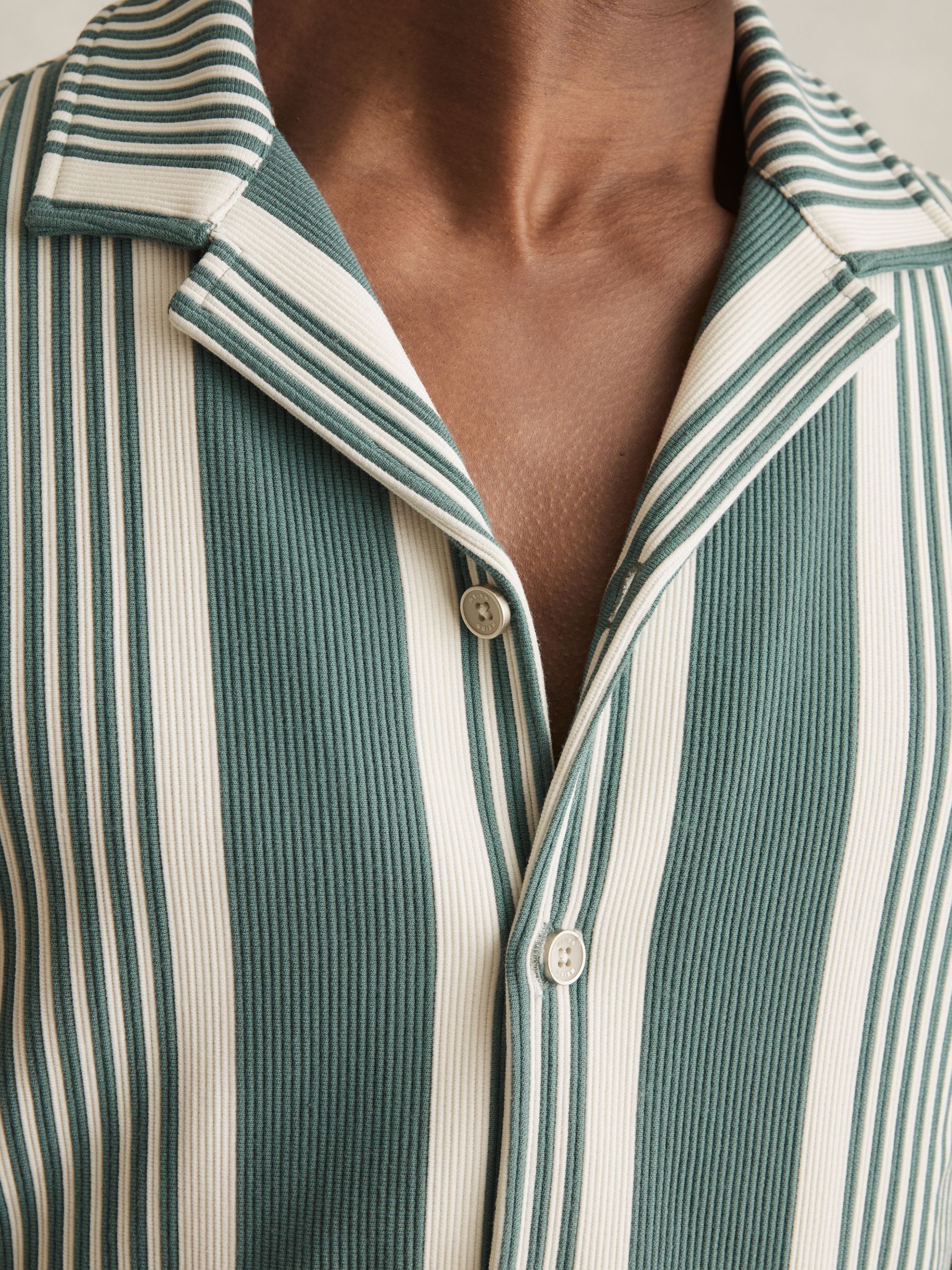 Stripe Ribbed Cuban Collar Shirt in Sage/White