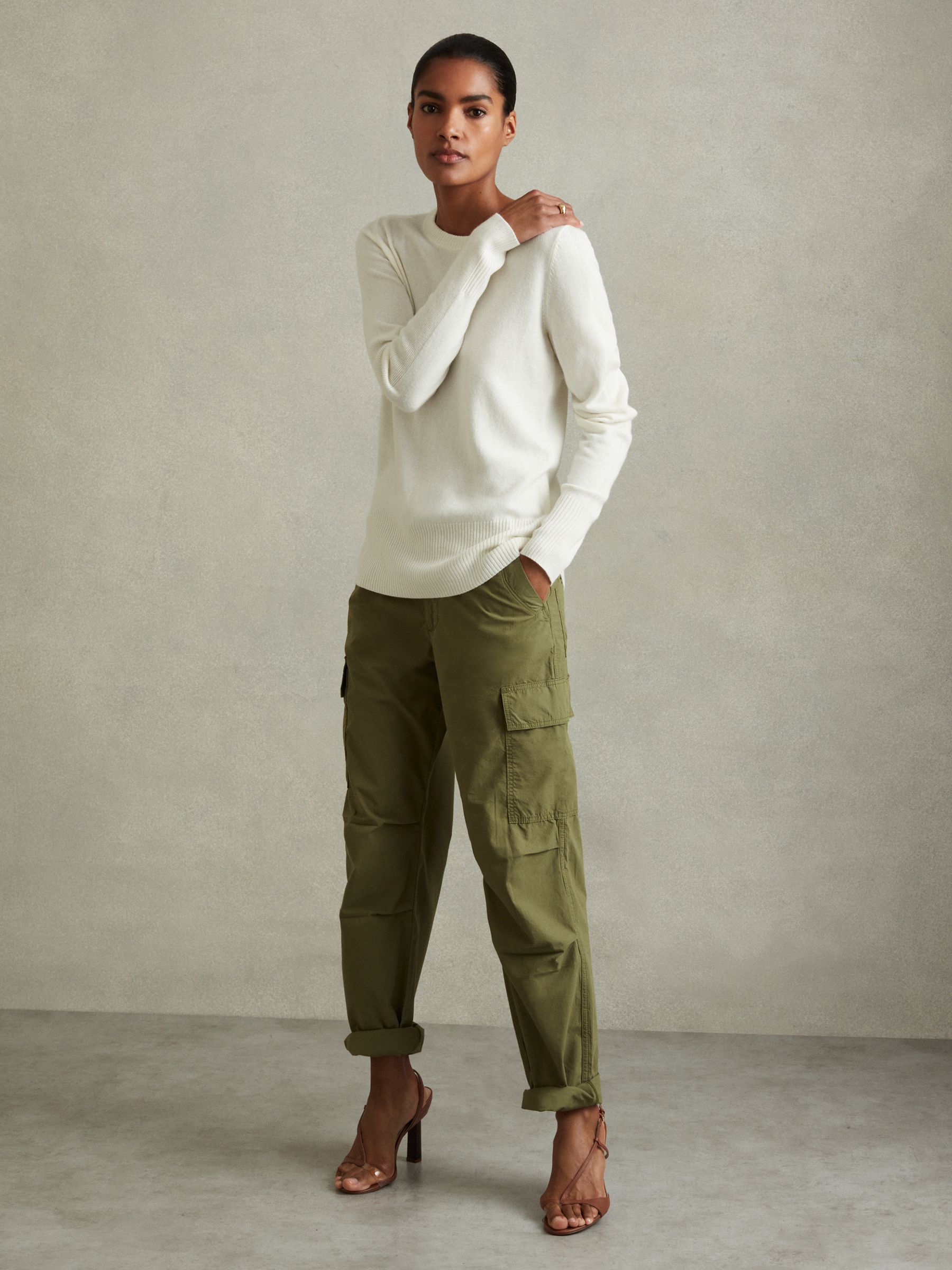 Wool Blend Crew Neck Jumper with Cashmere in Cream