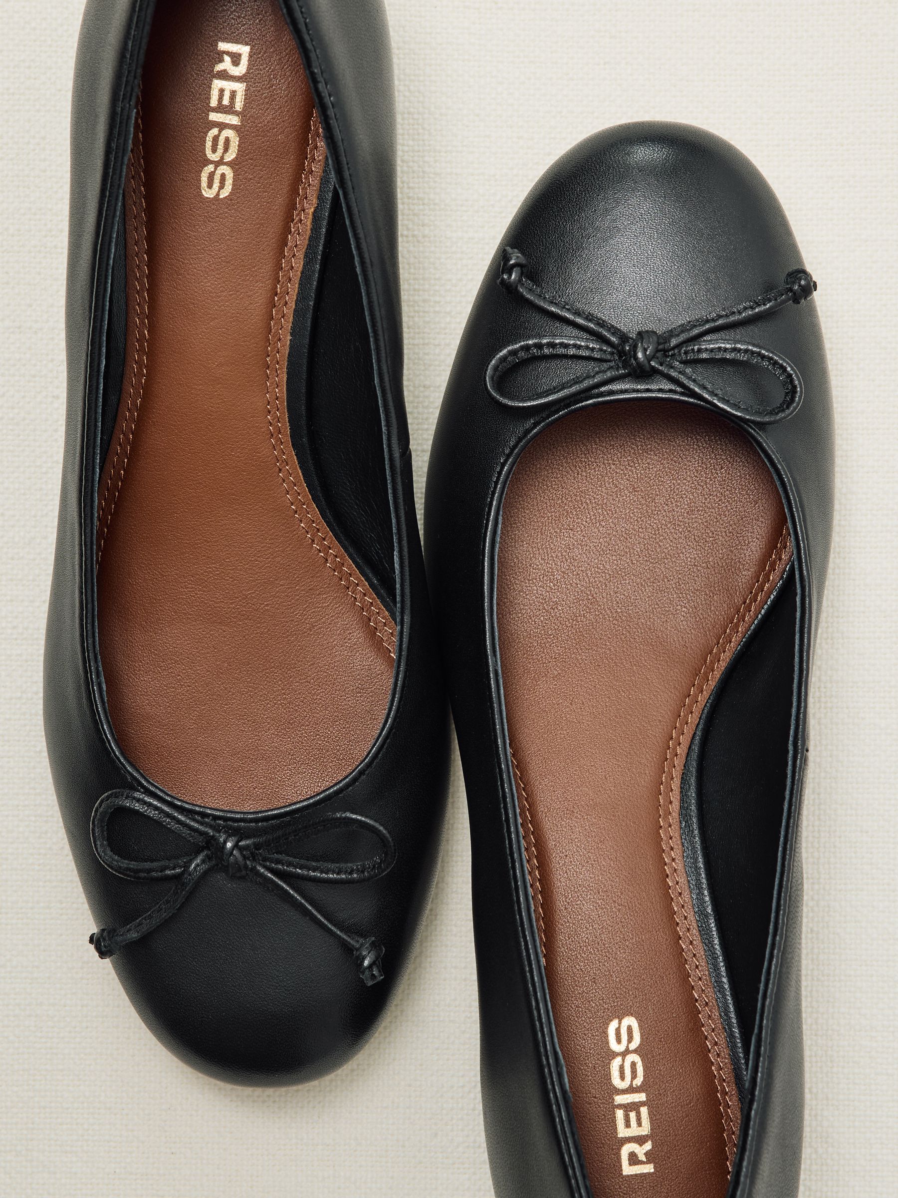 Leather Block Heel Ballerina Shoes in Black