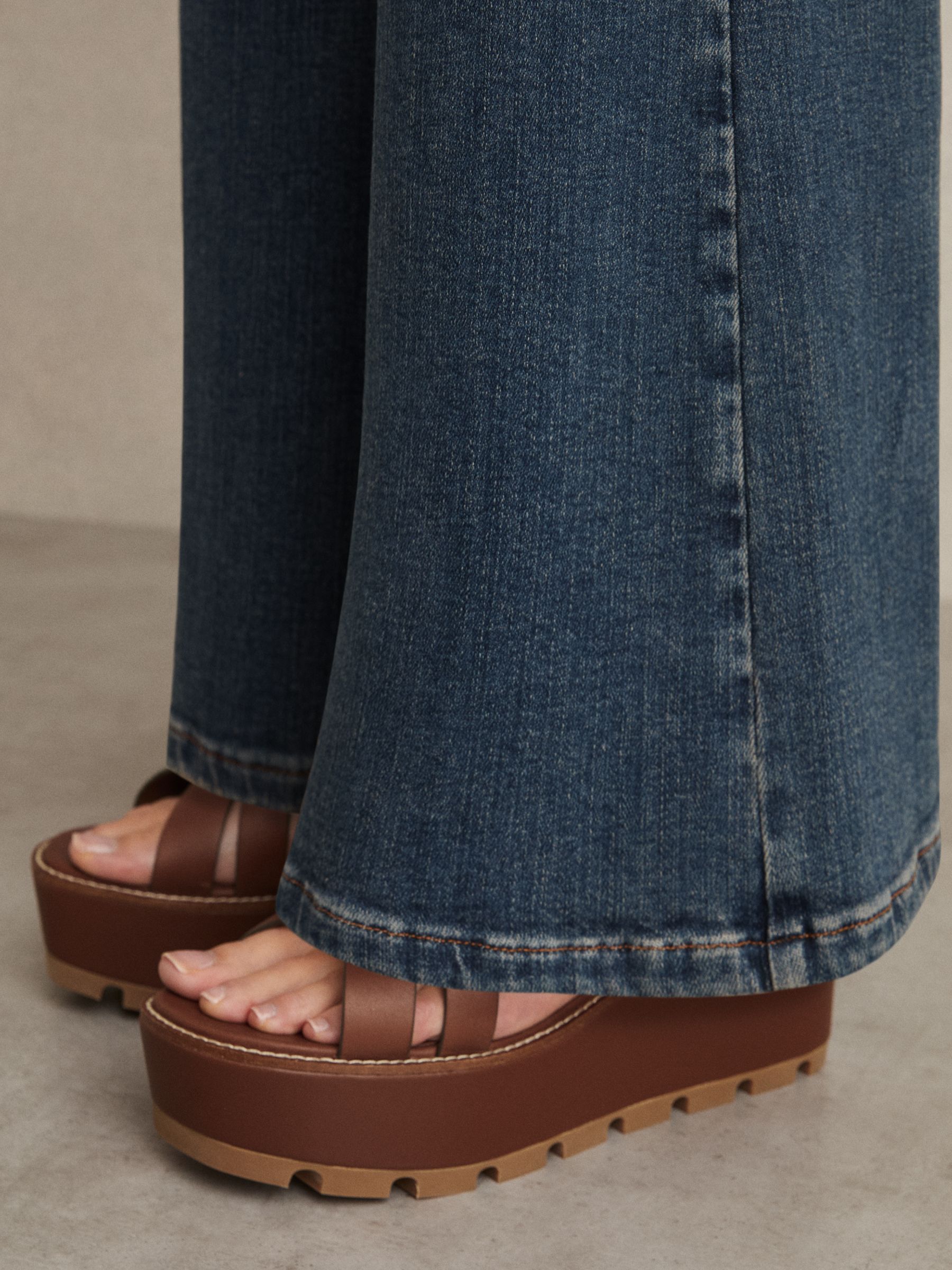 Leather Wedge Platform Sandals in Tan