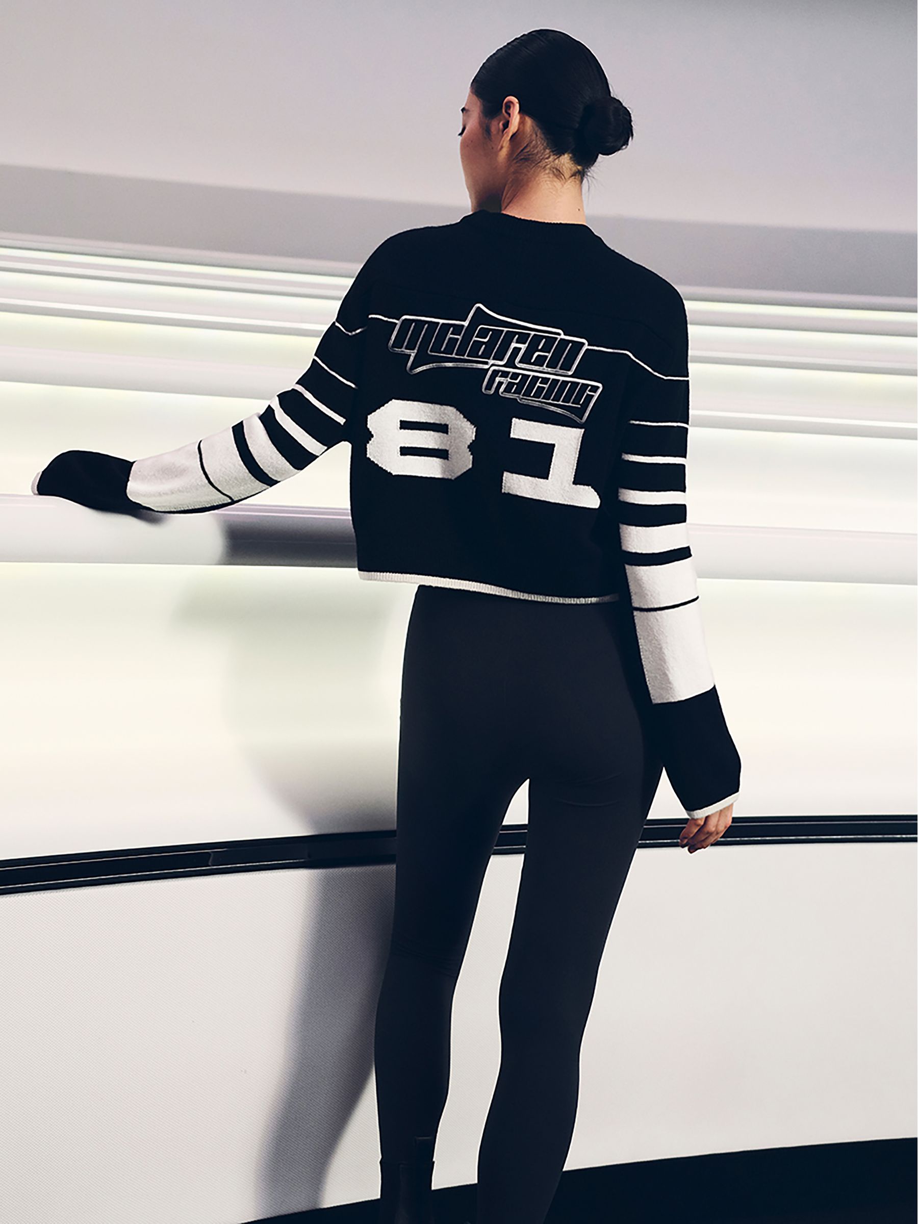 McLaren F1 Team Wool-Cashmere Cropped Jumper in Black/White