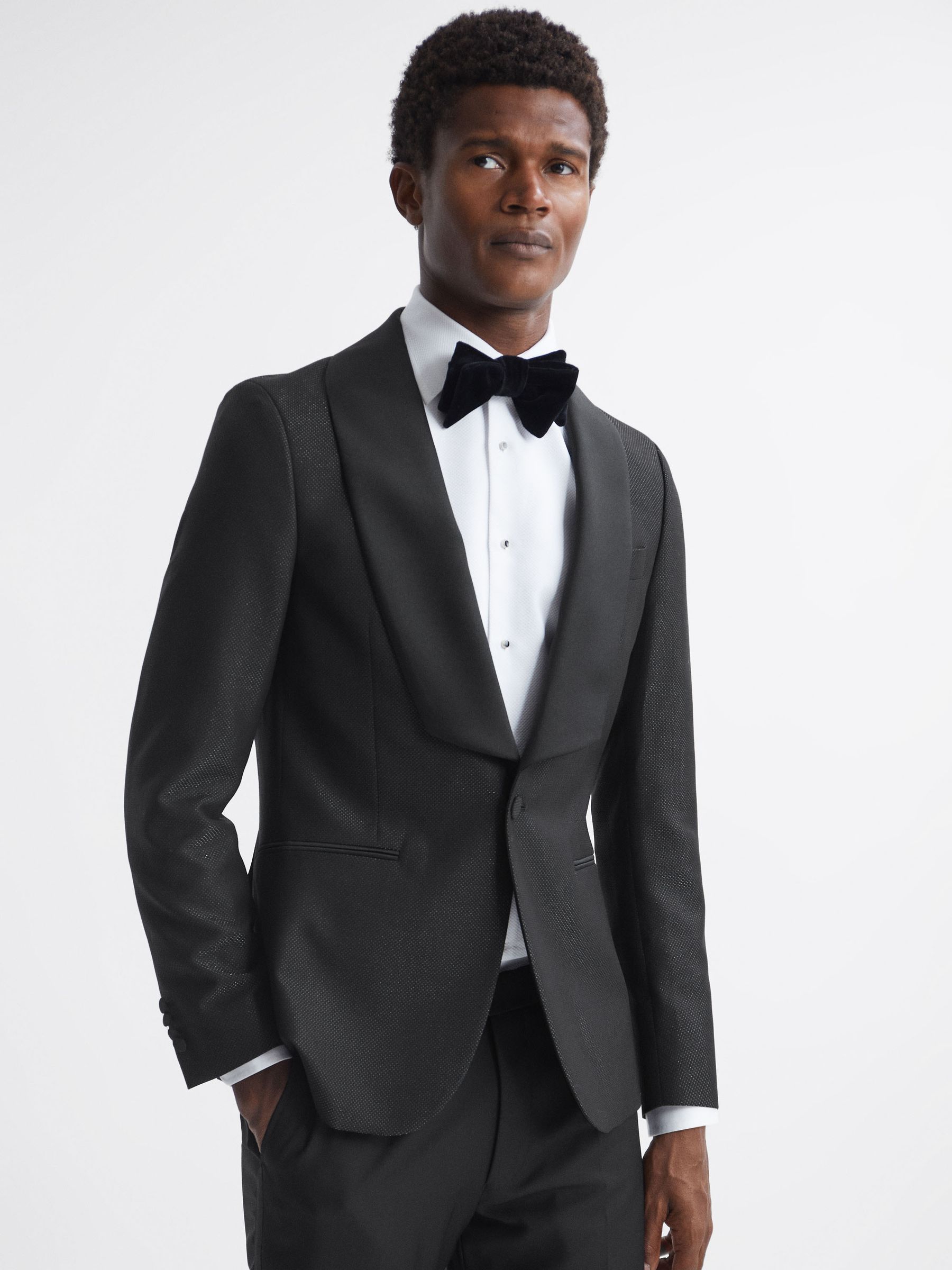 Oscar Jacobson Slim Fit Single Breasted Blazer in Black