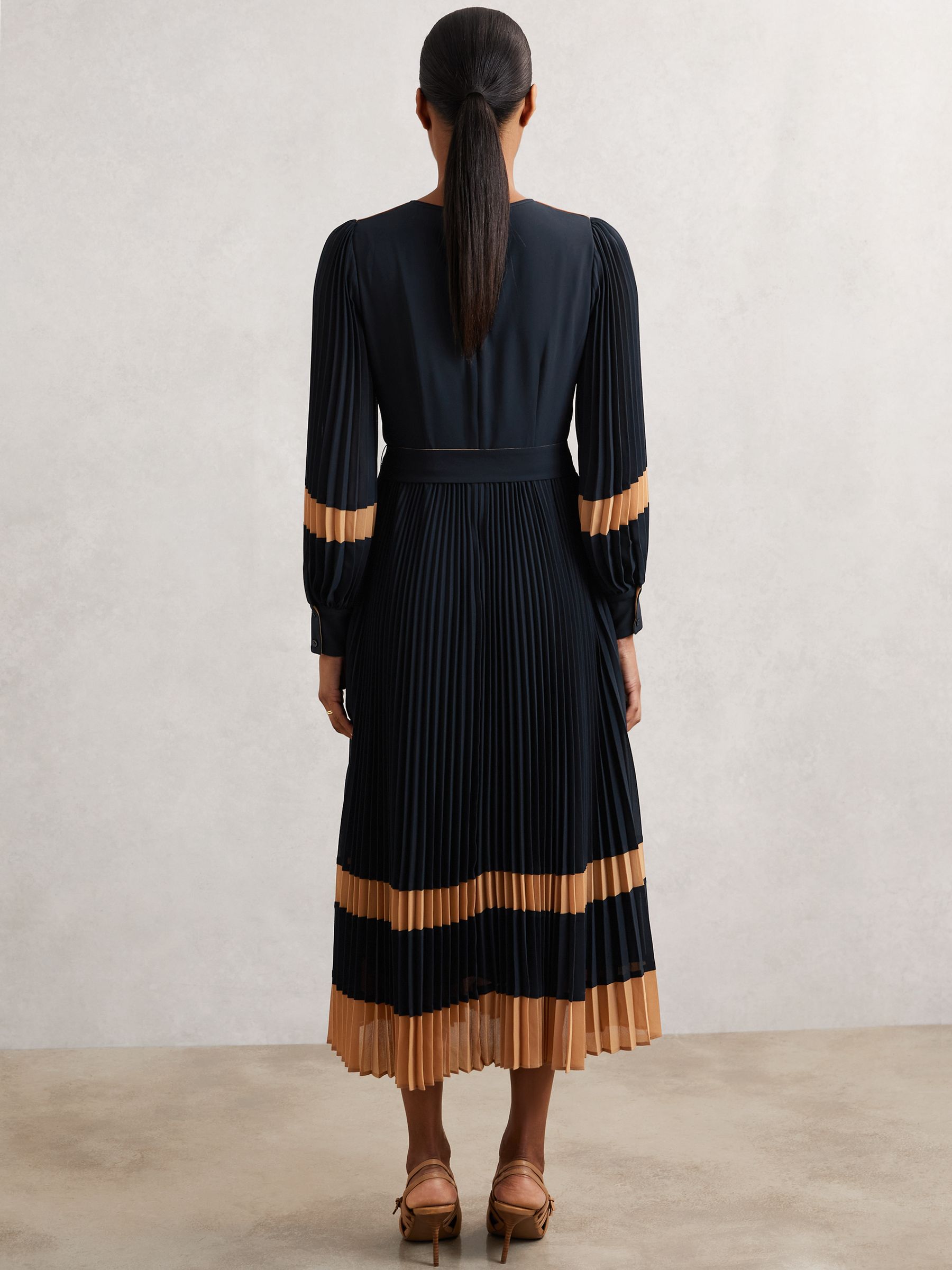 Colour-Block Pleated Midi Dress in Navy/Camel