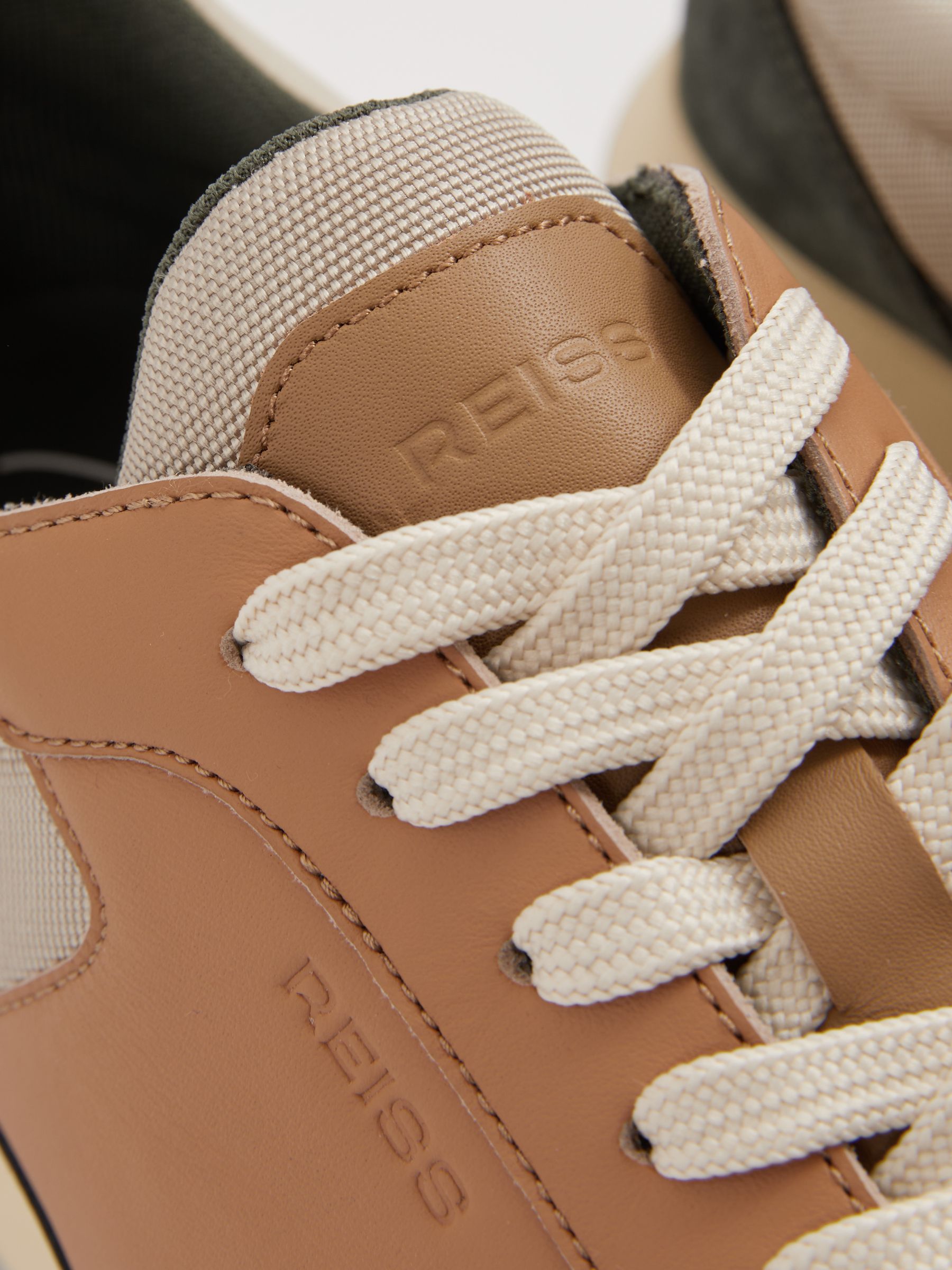 Leather Suede Running Trainers in Green/Camel