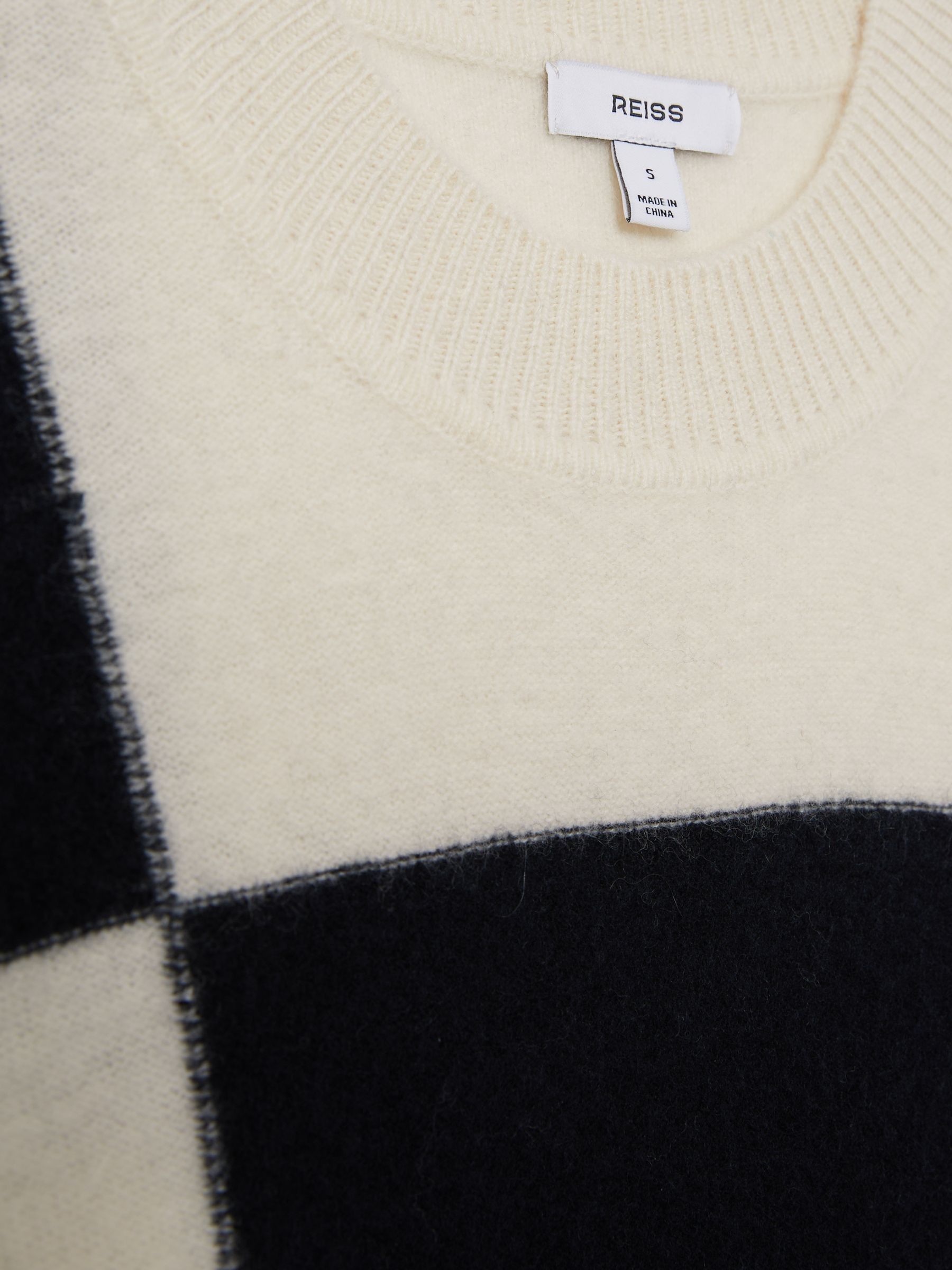 Wool-Cashmere Check-Intarsia Jumper in Black/White