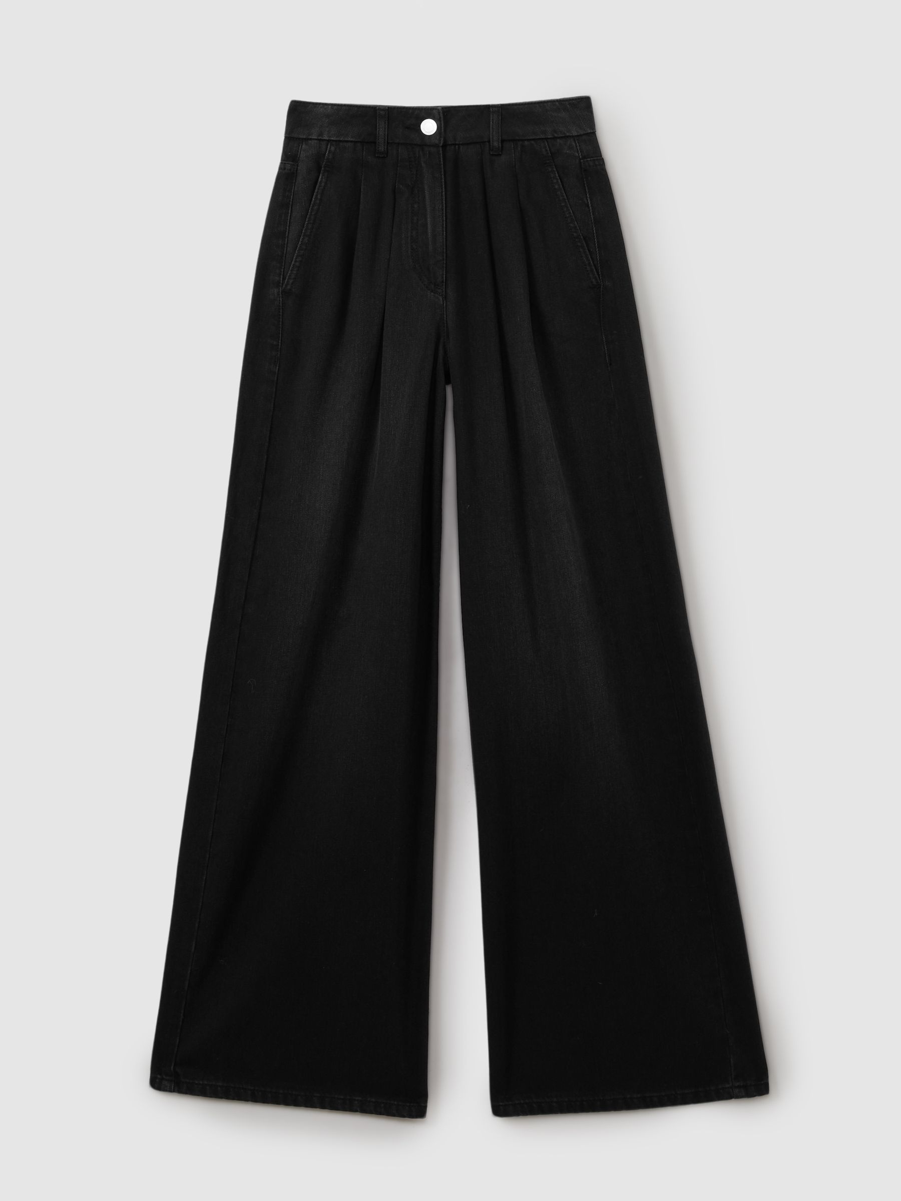 Petite Double Pleat Wide Leg Jeans in Black