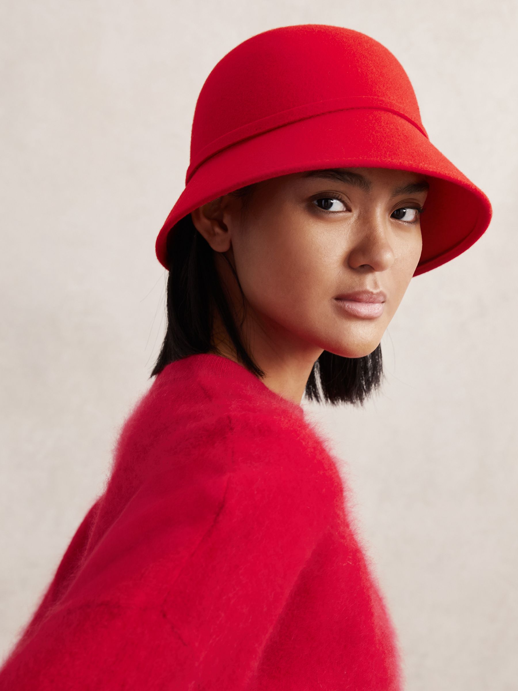 Felted-Wool Bucket Hat in Red